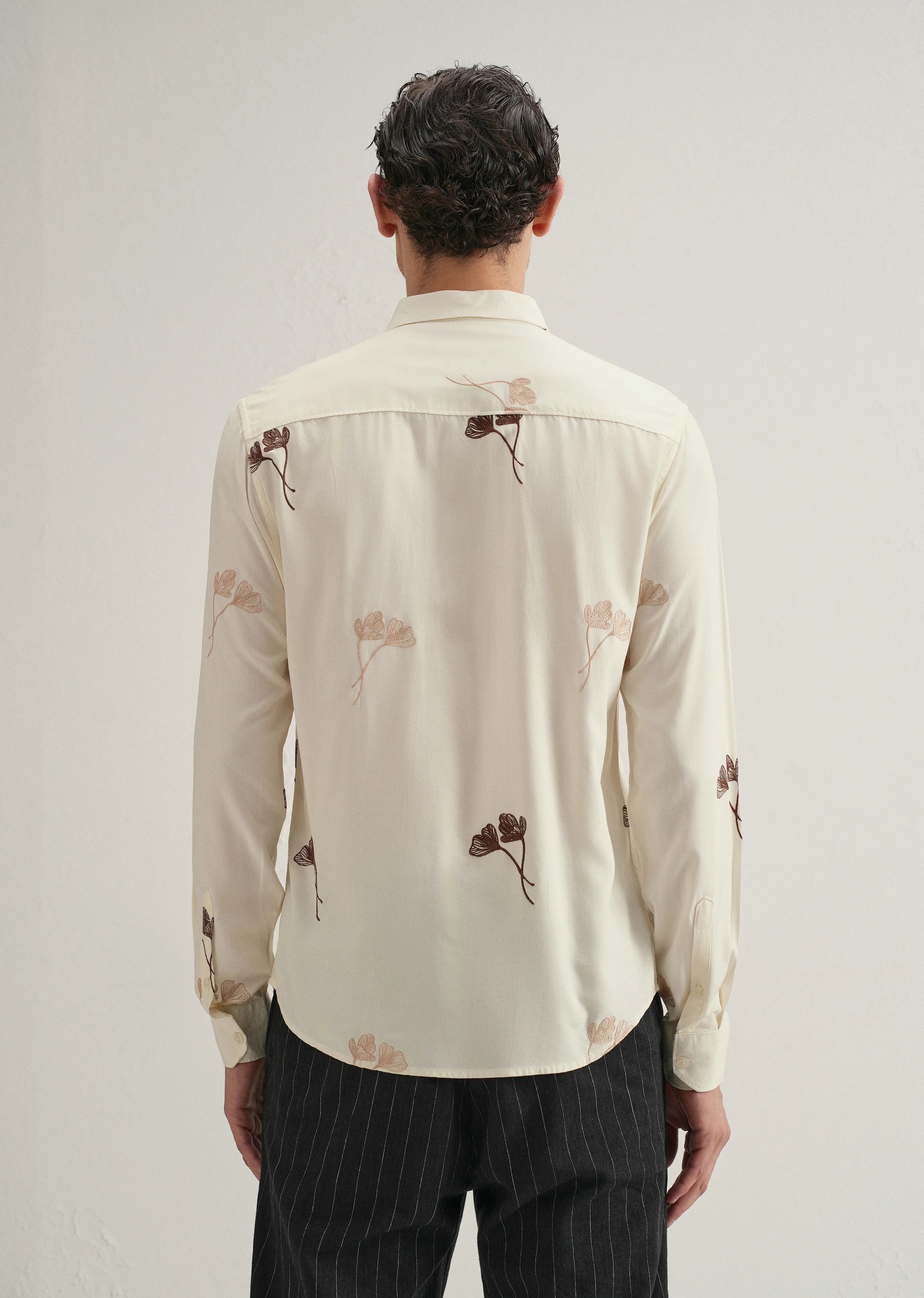 Cream Floral Motif Embroidery Shirt - Image 3