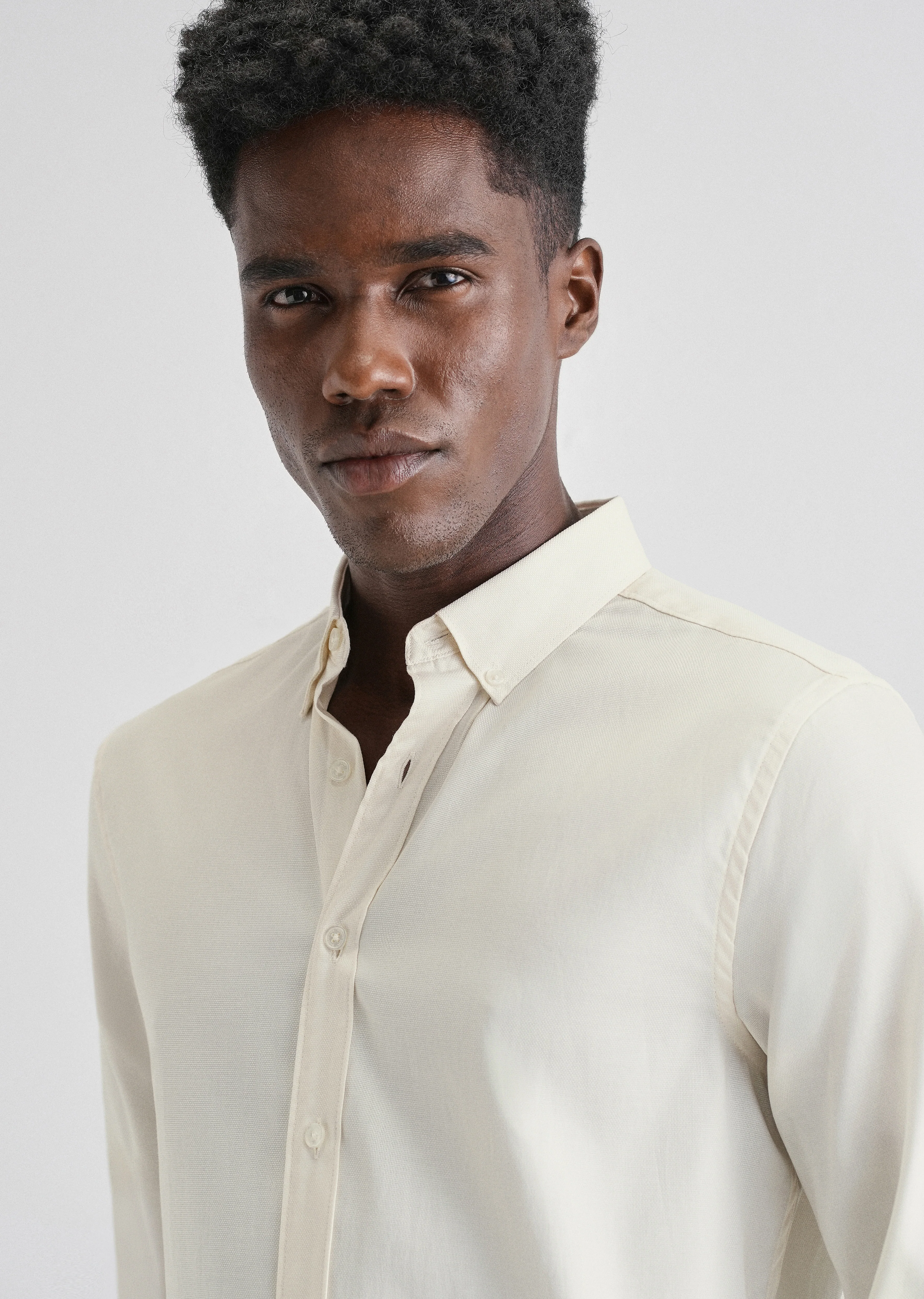 Cream Plain Blended Cotton Regular Fit Shirt - Image 5