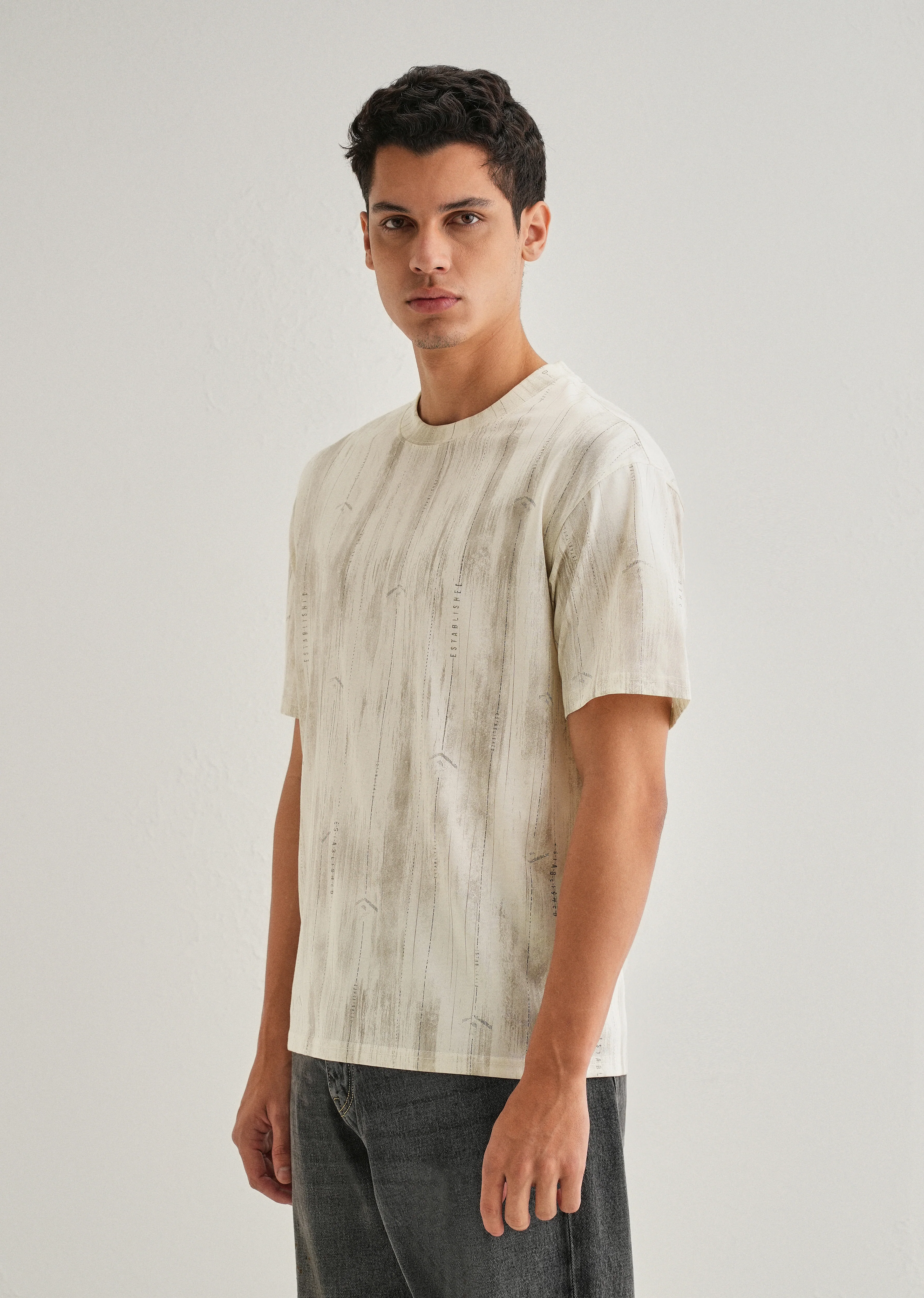 Cream Printed Oversized T-shirt - Image 4