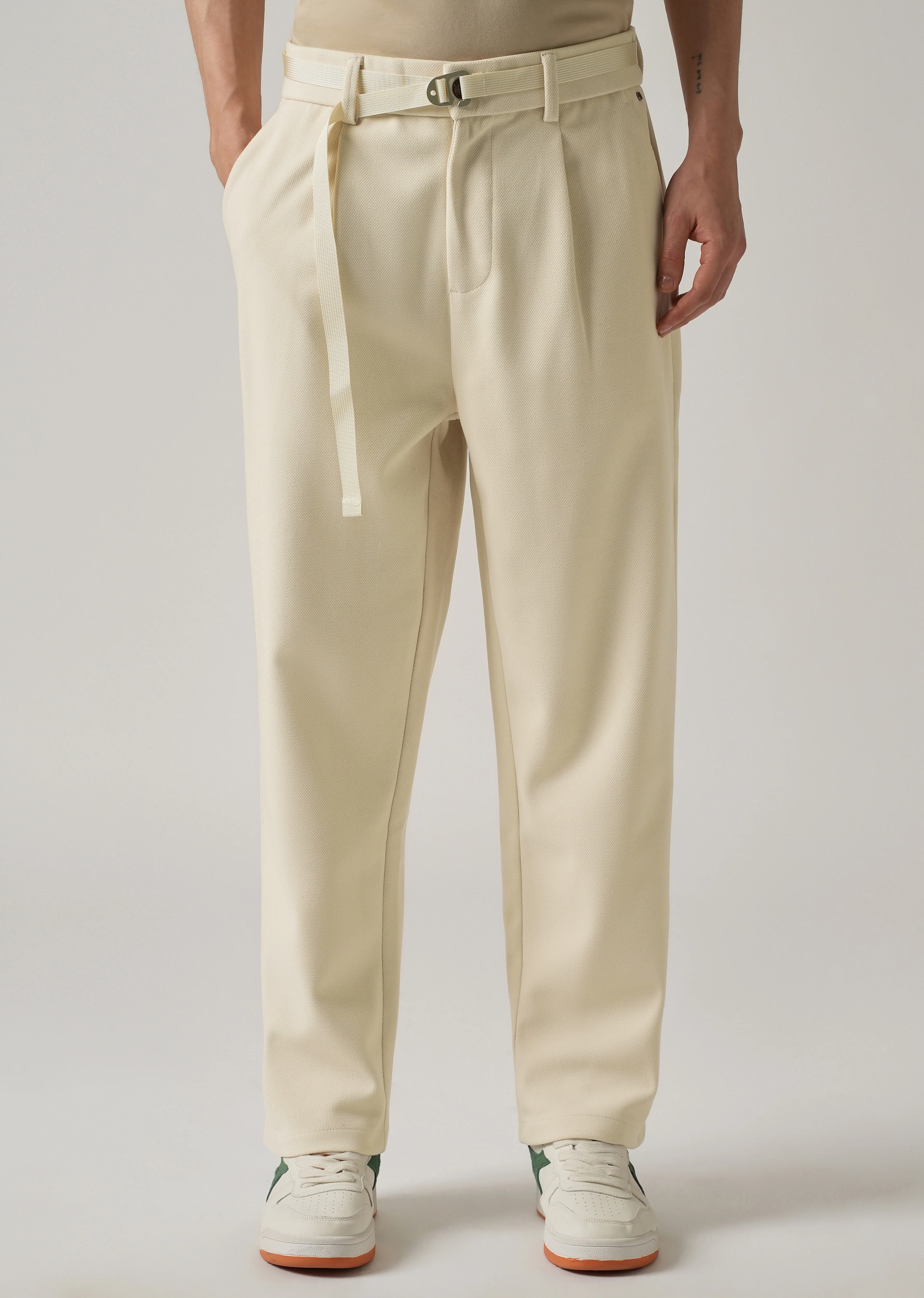 Cream Relaxed Fit Textured Pleated Pant - Image 3