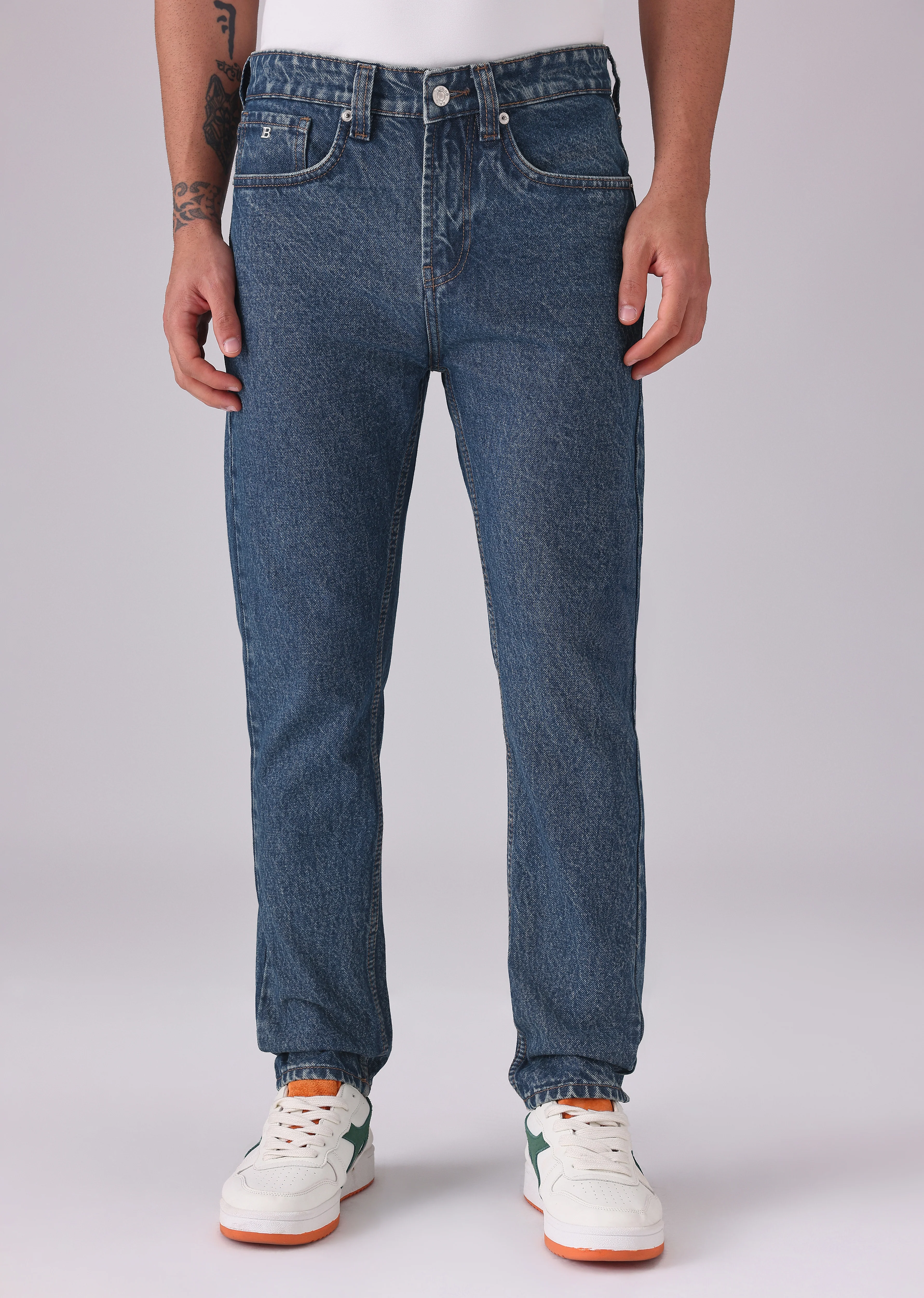 Dark Wash Carrot Fit Jeans - Image 3