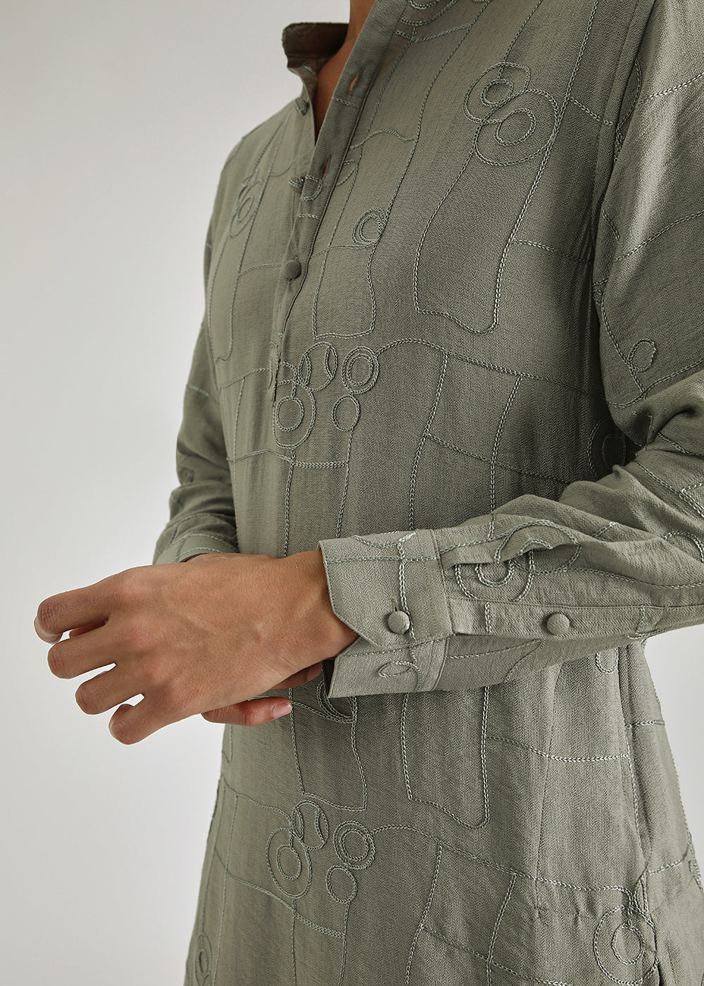 Fern Green Self Thread Embroidered Kurta - Image 2