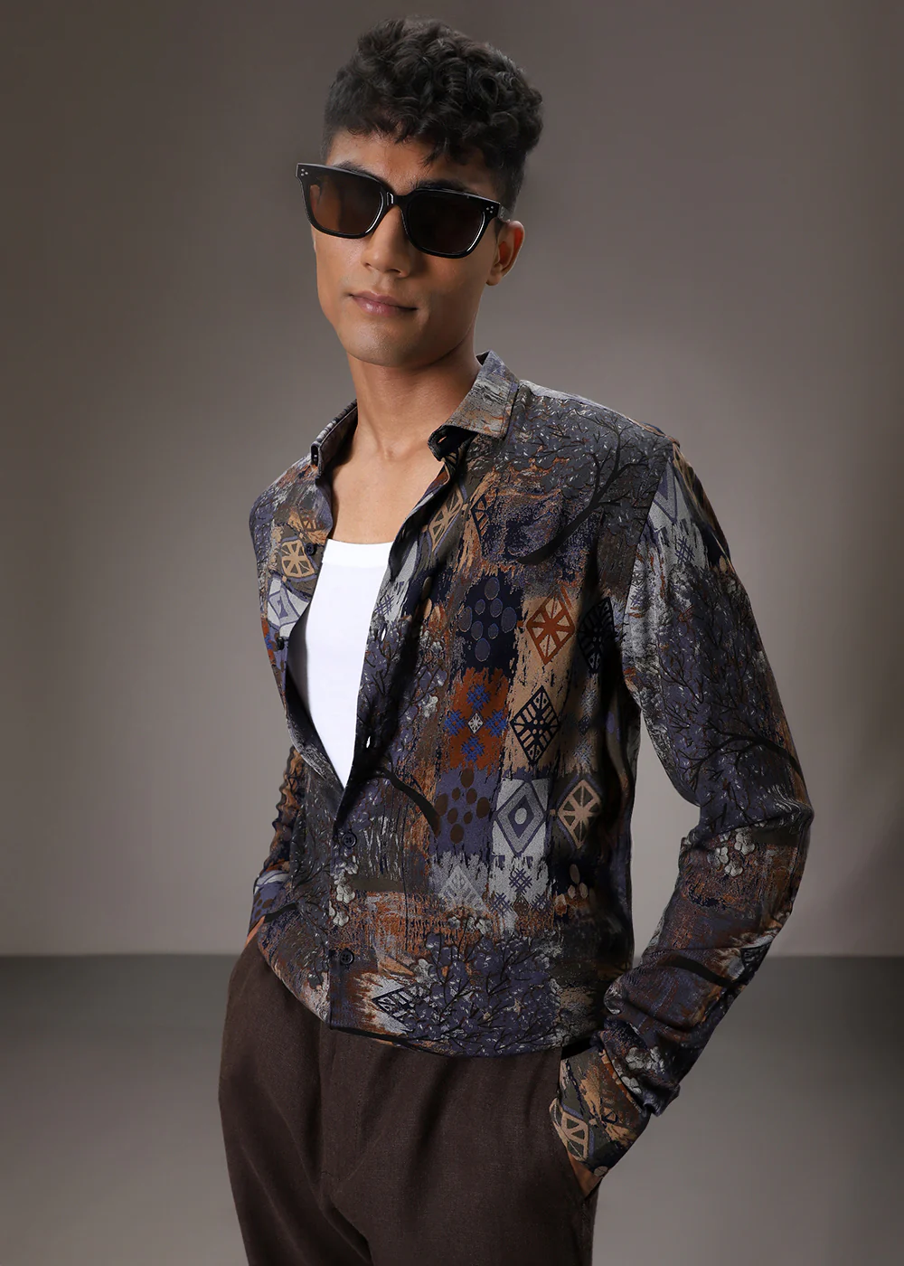 Flora Geo Blue Feather Shirt - Image 5