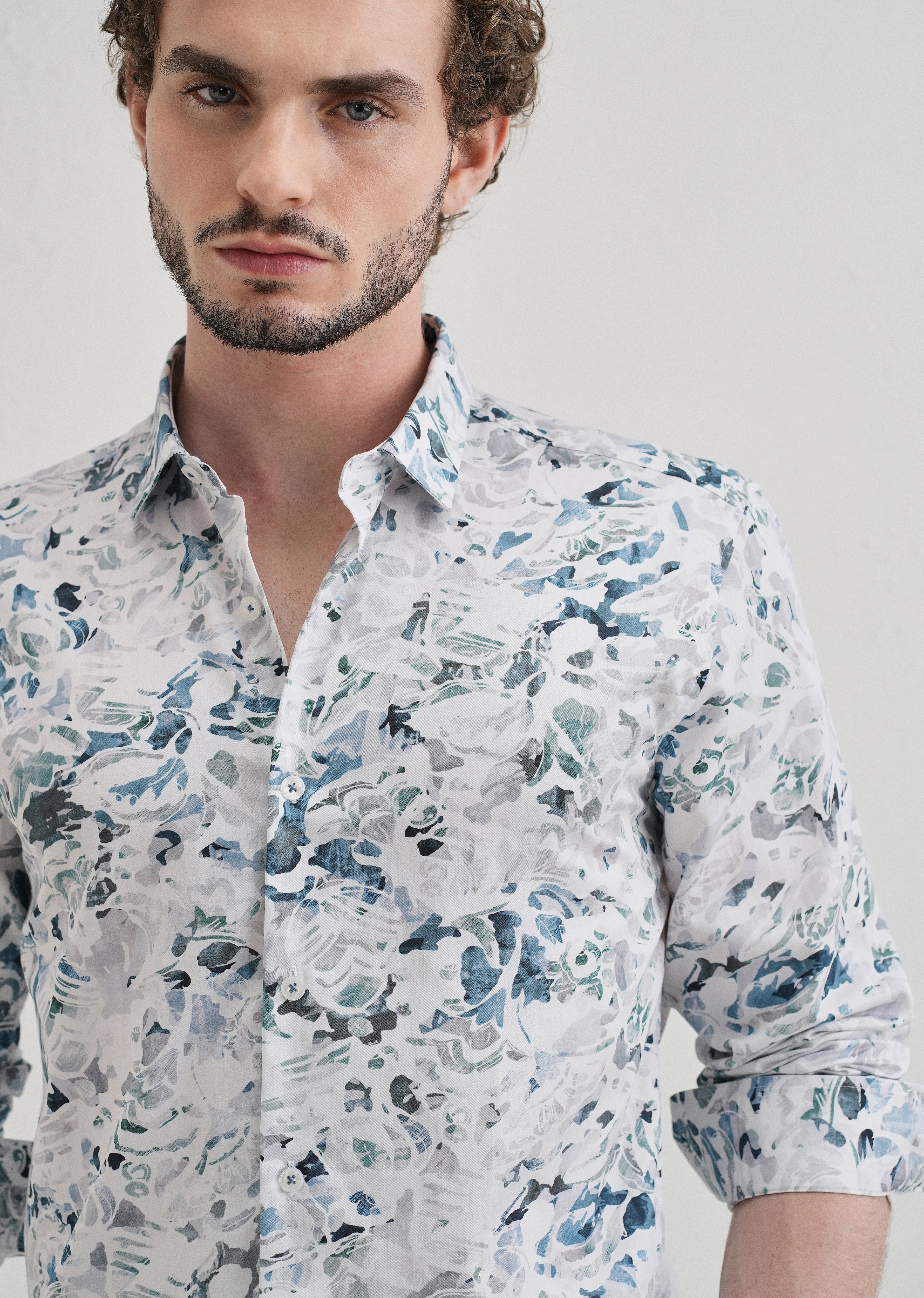 Floral Abstract Printed shirt - Image 5
