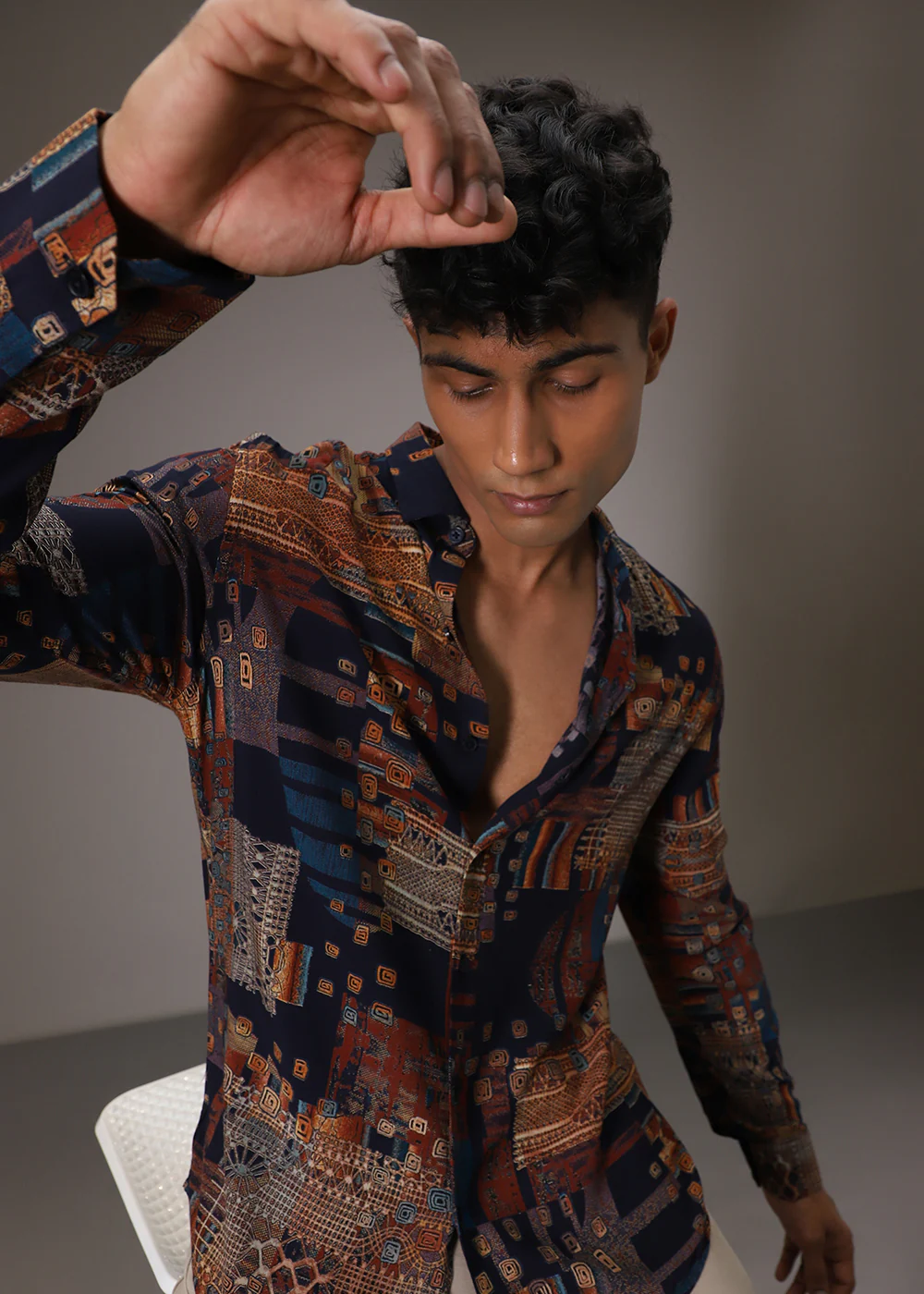 Geo Abstract Feather Shirt - Image 7