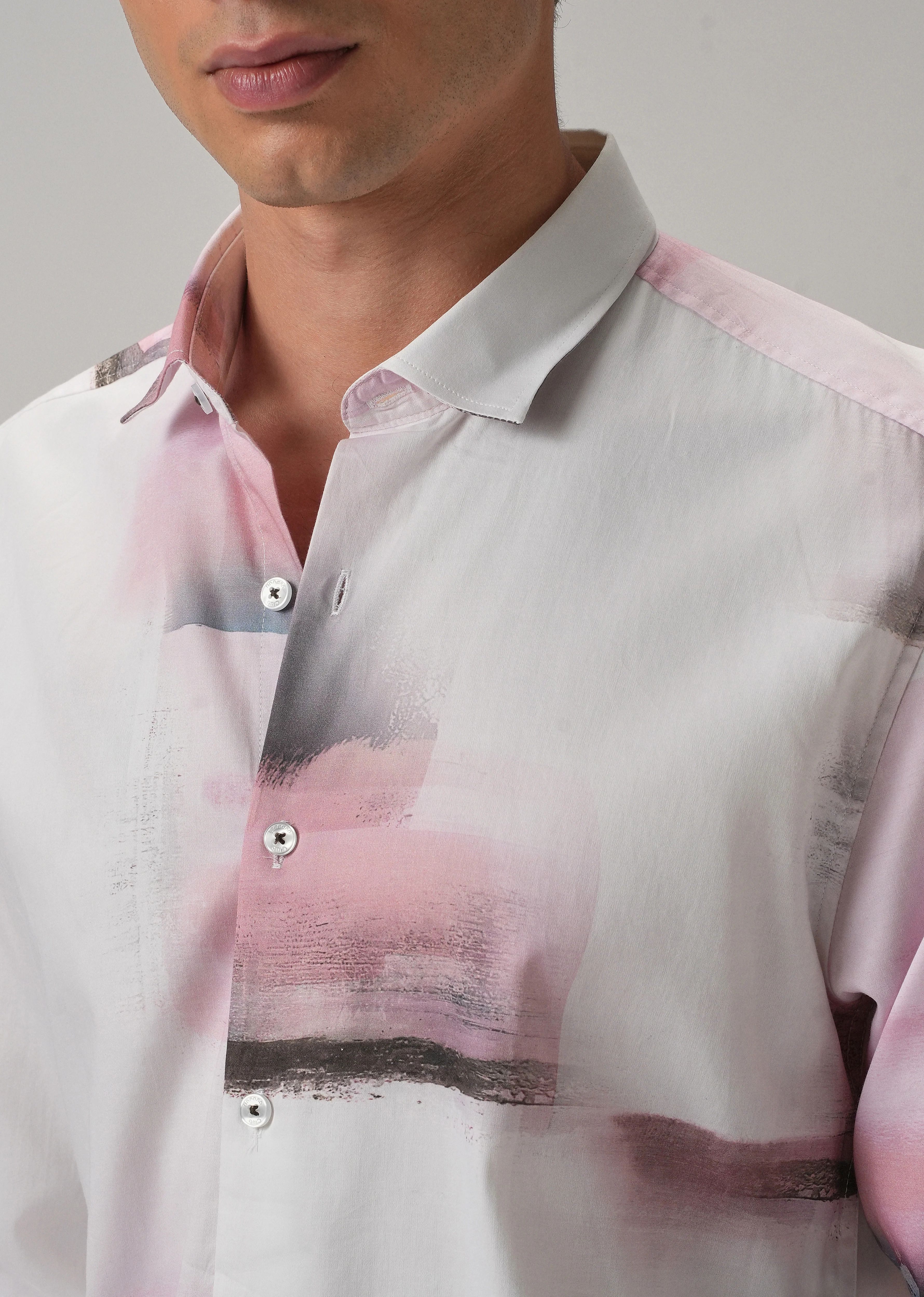 Geo-Gradient Printed Shirt - Image 5