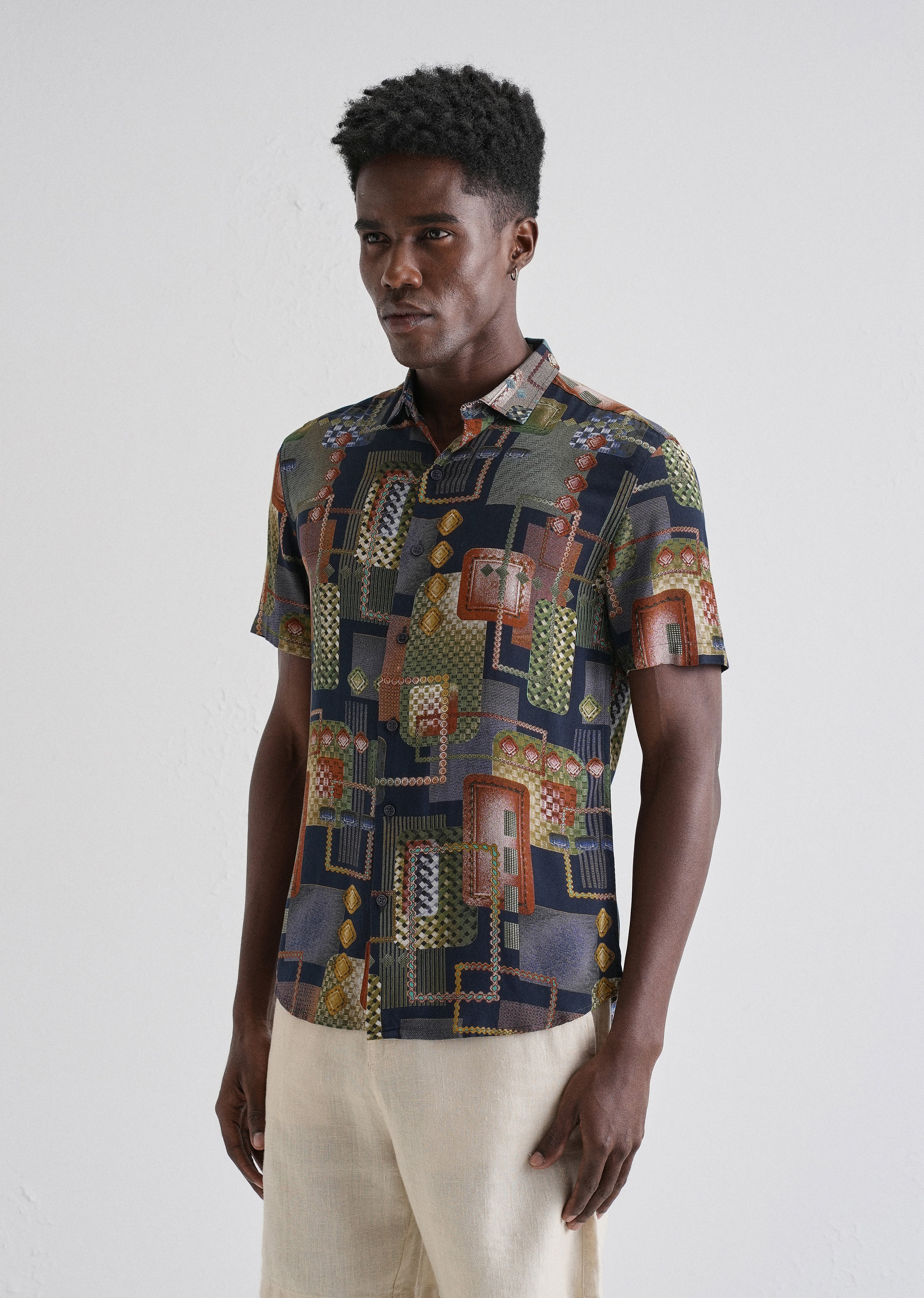 Geo Precision Feather shirt - Image 4
