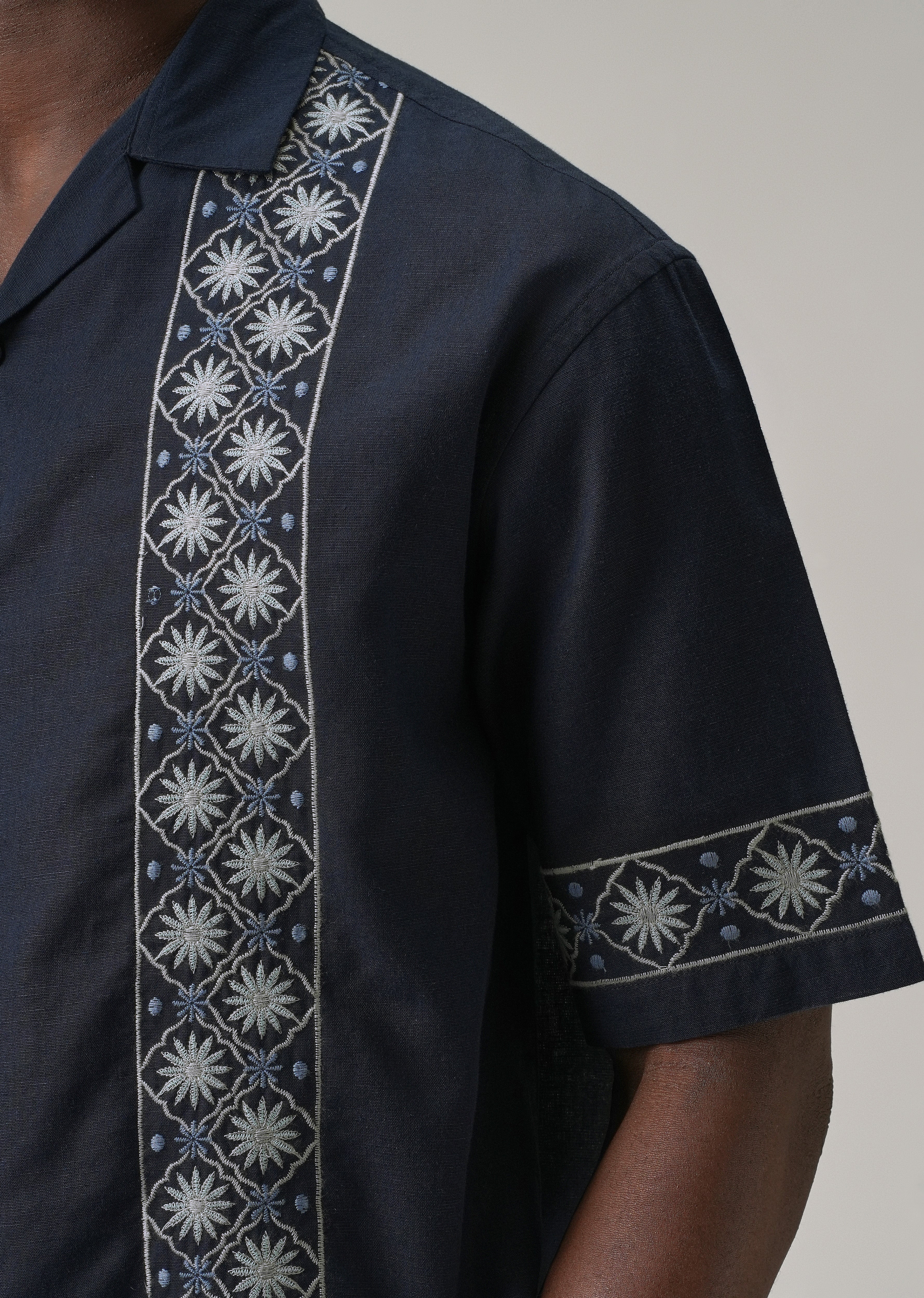 Geometric Embroidery Linen Shirt - Image 6