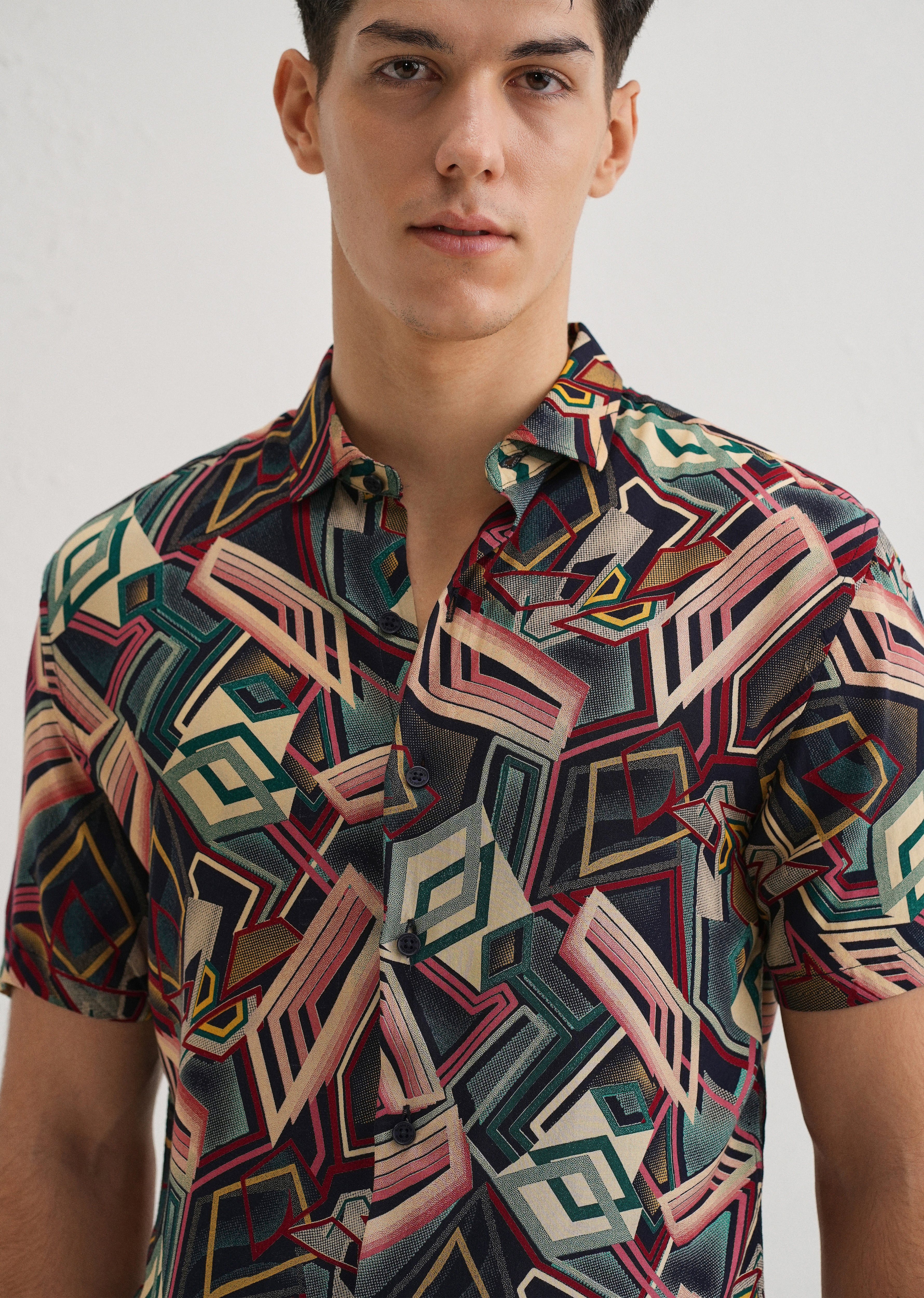 Geometric Red Feather shirt - Image 5