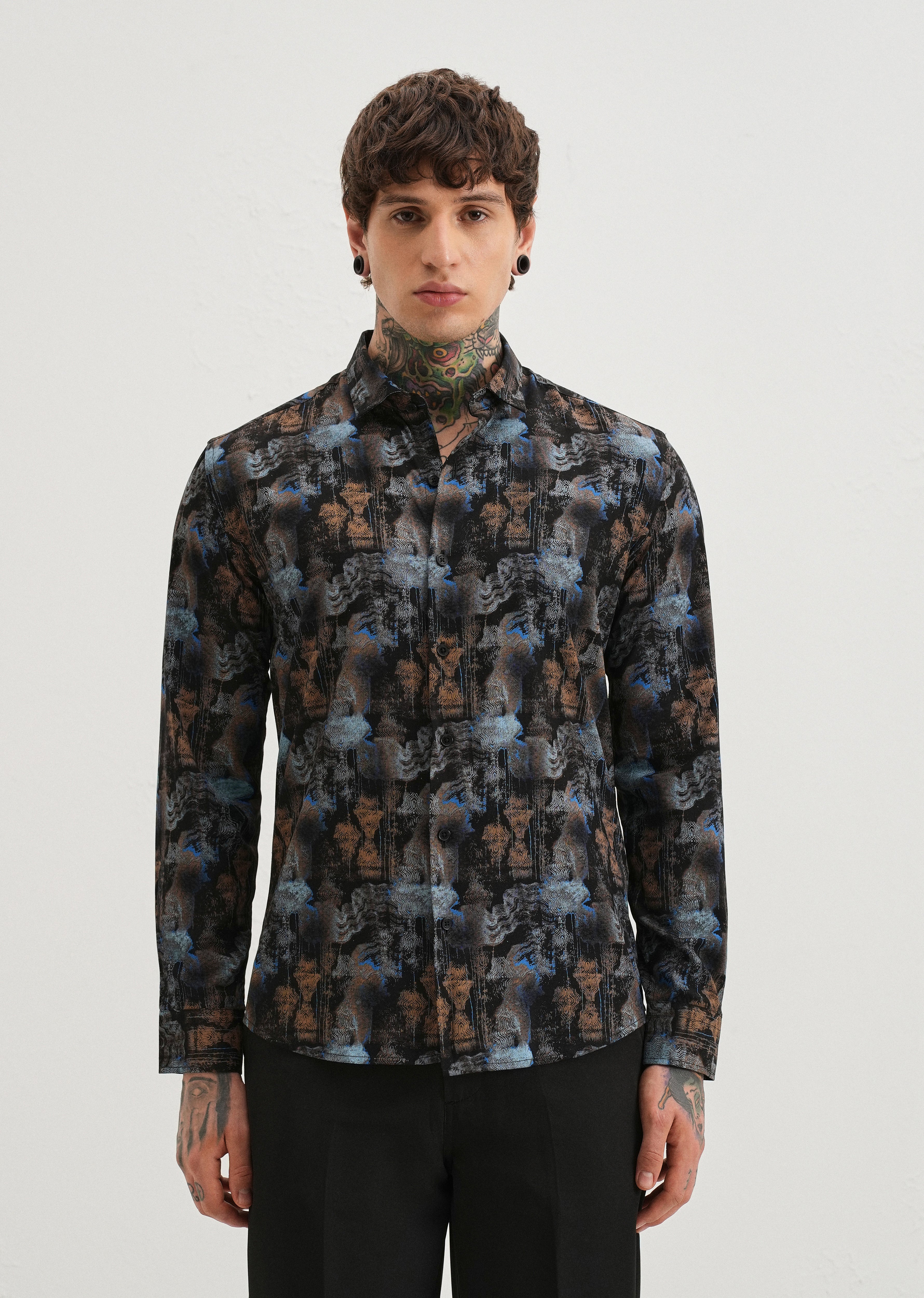 Geometric Textured Printed shirt - Image 3