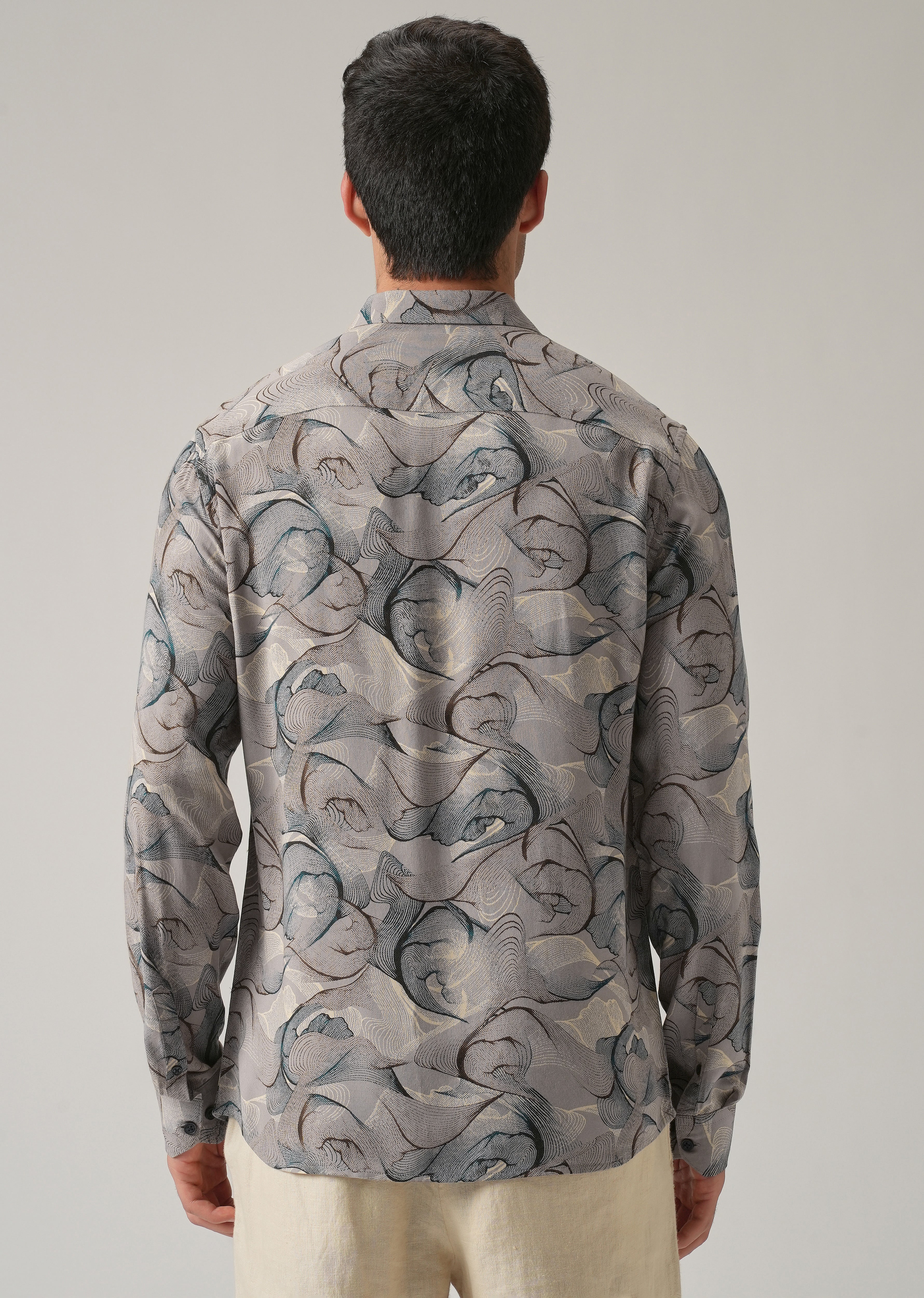 Gray Blue Lines Print Feather Shirt - Image 2