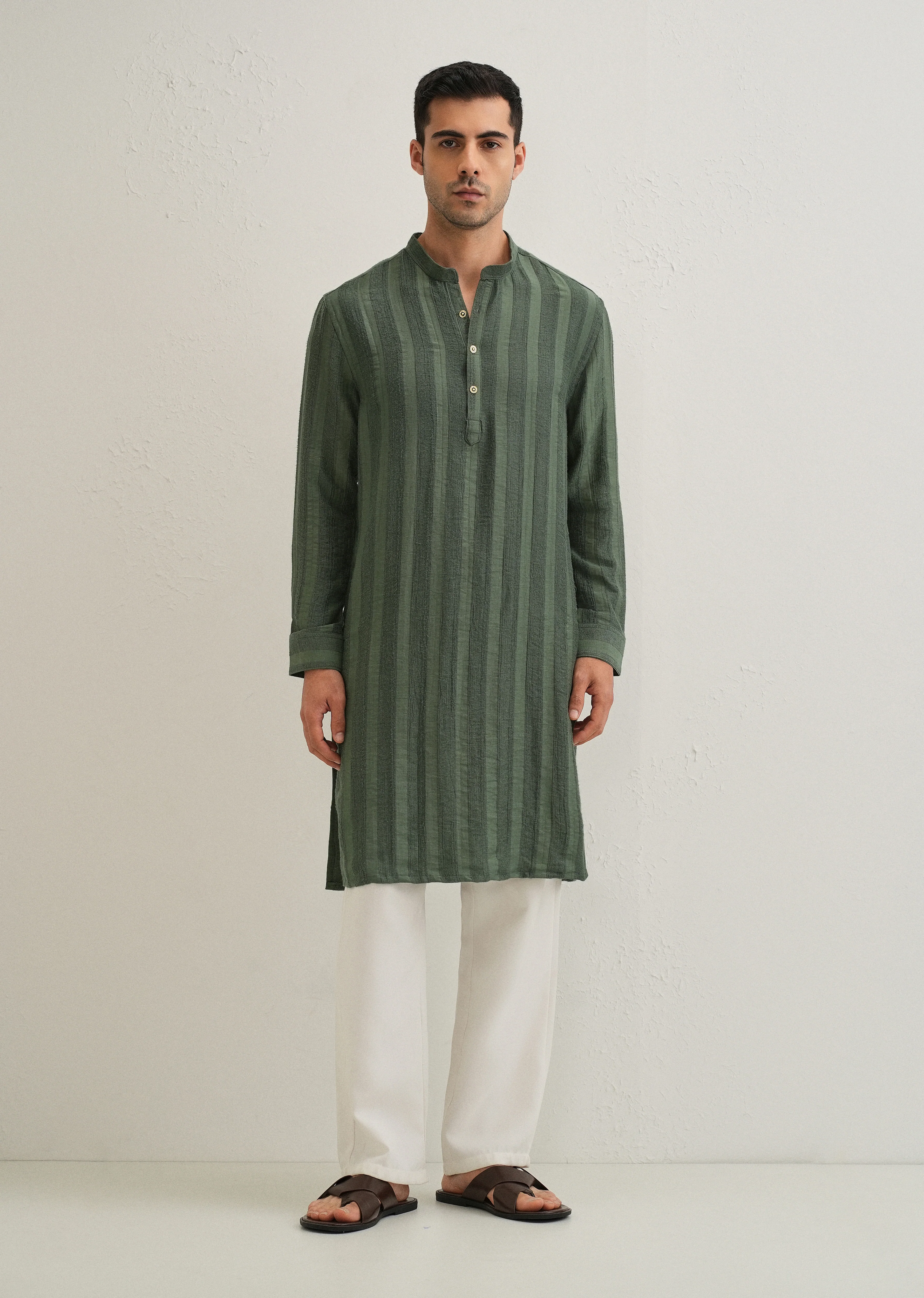 Green Textured Vertical Stripe Kurta - Image 4