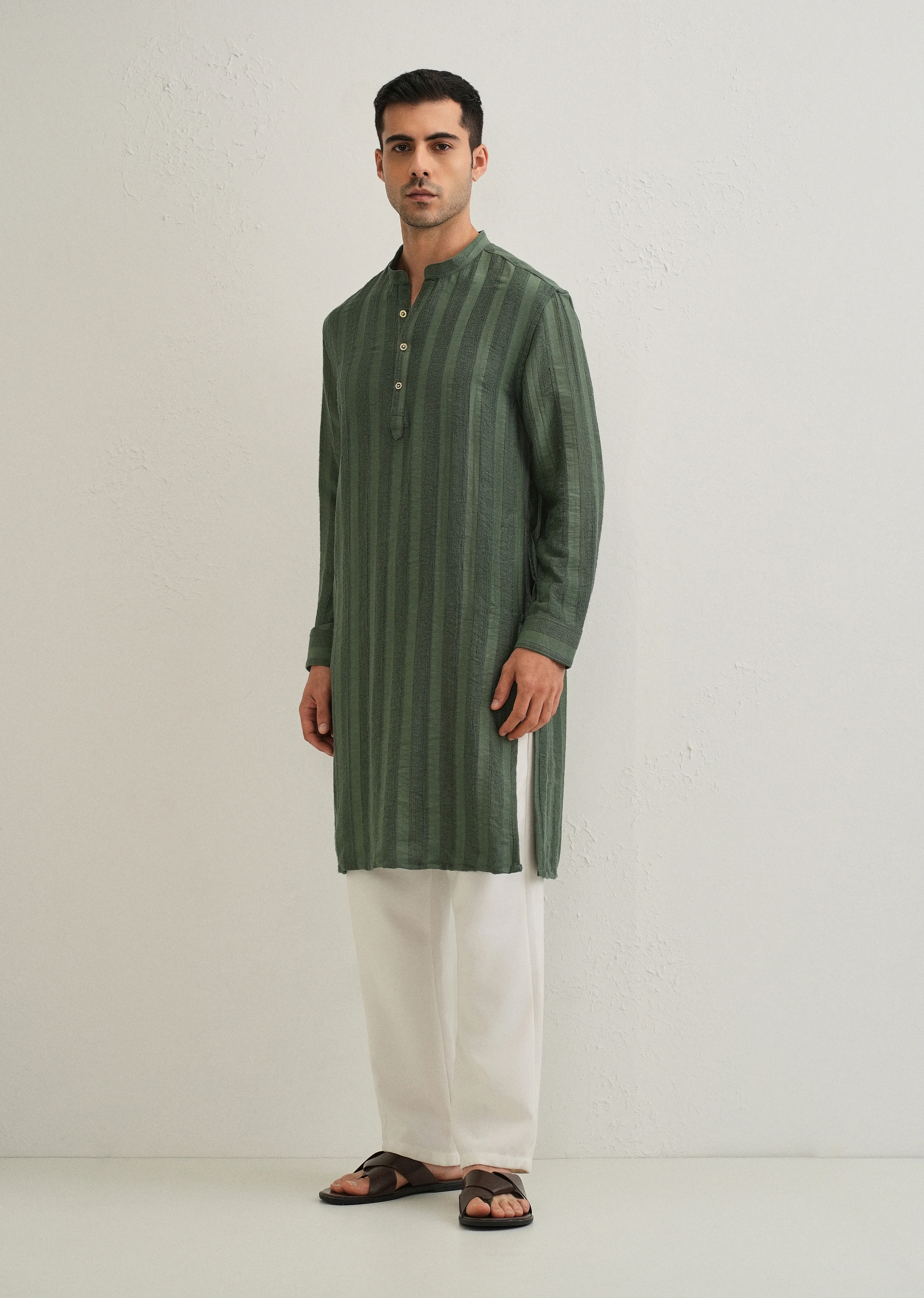 Green Textured Vertical Stripe Kurta - Image 5
