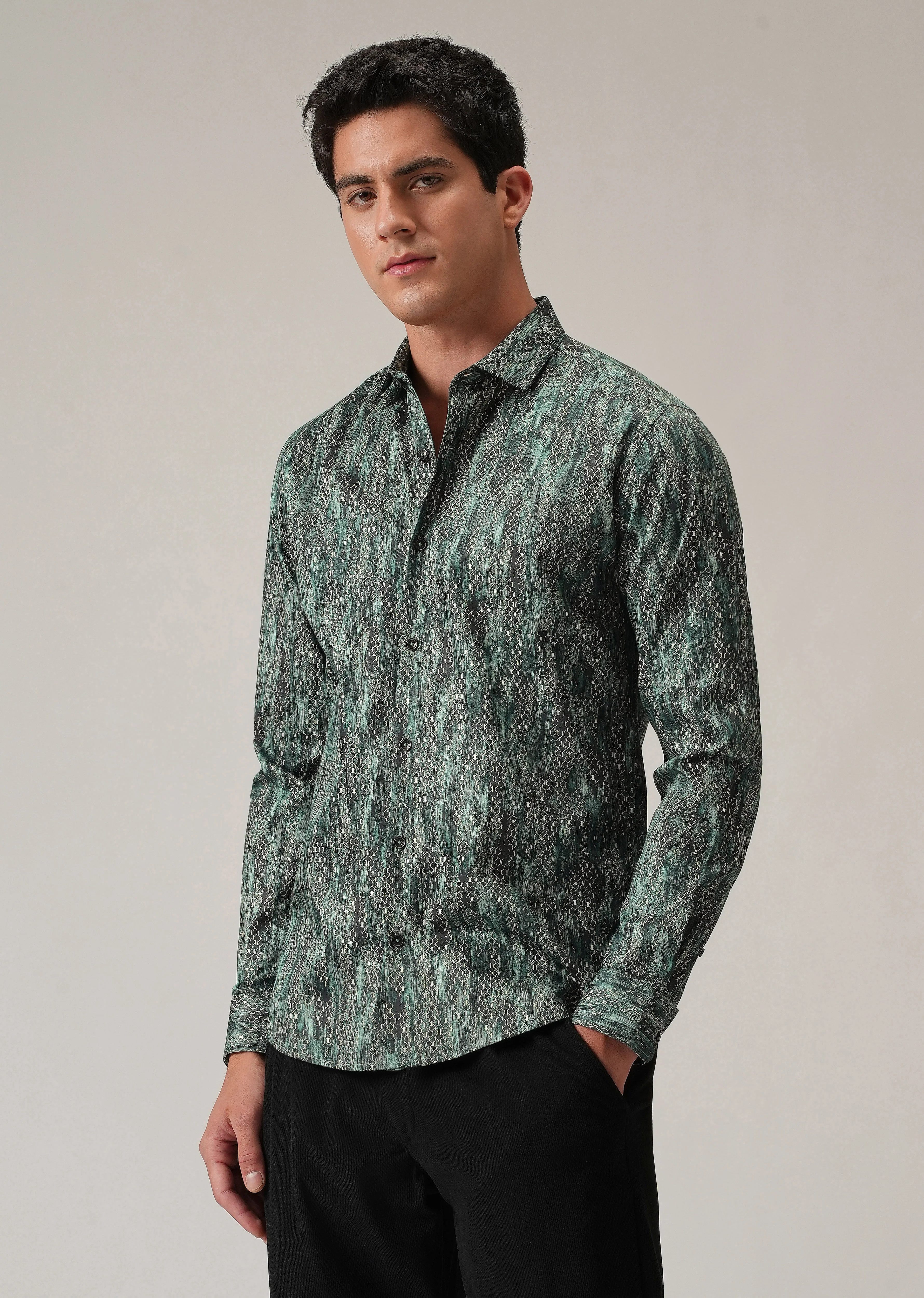 Green Textured Print Shirt - Image 4