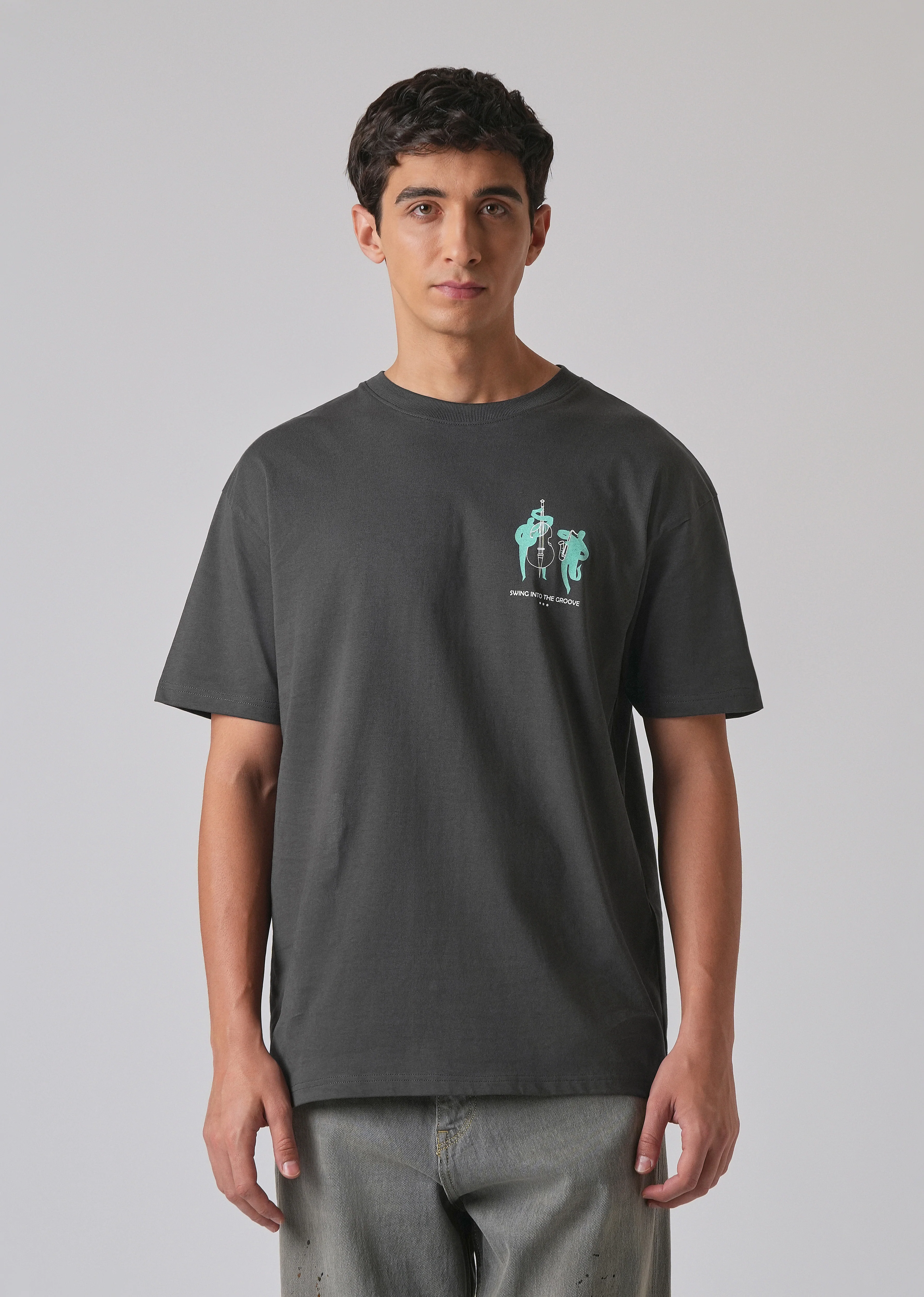 Grey Back Graphic Printed Oversized T-shirt - Image 4