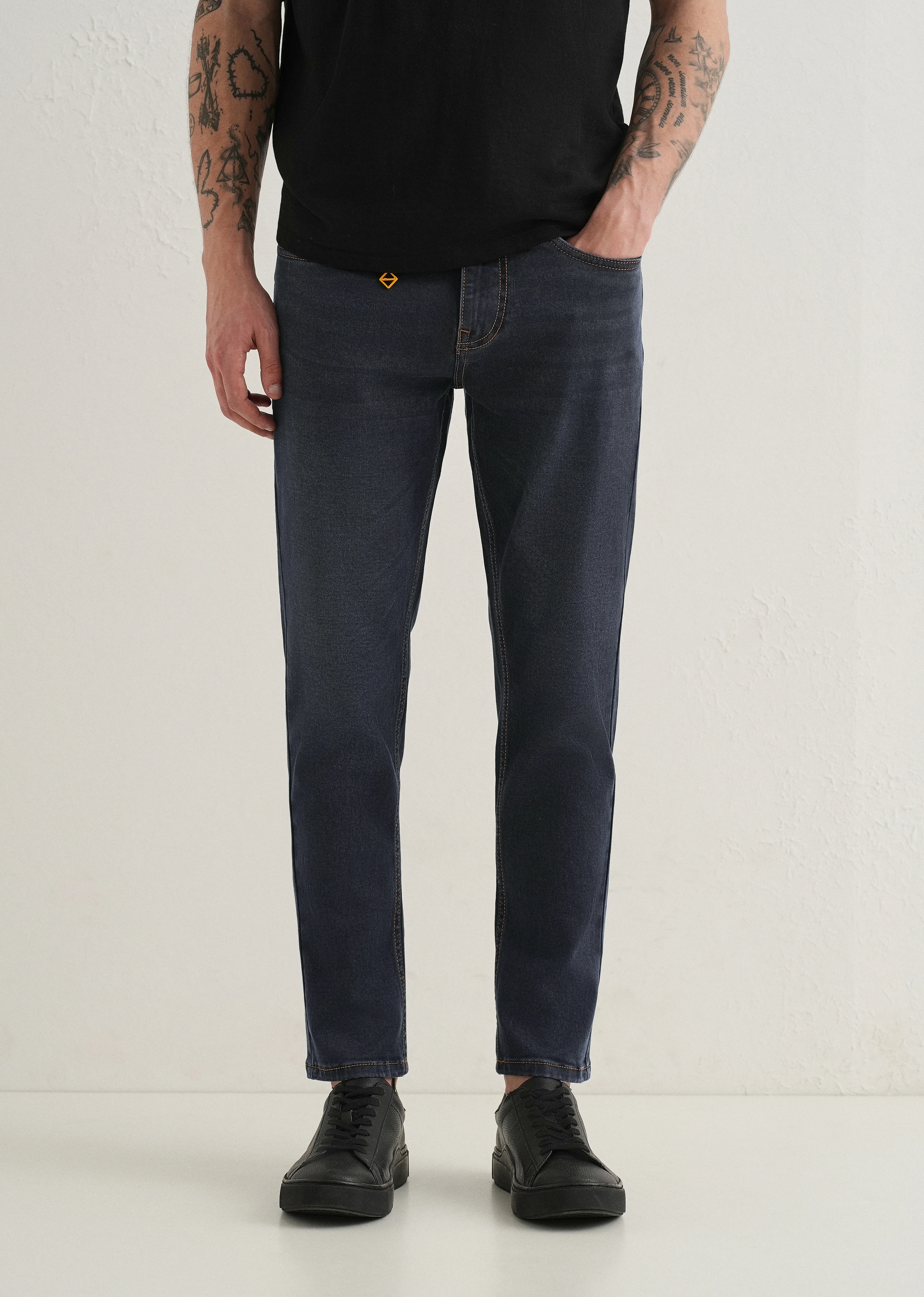 Grey Charcoal Carrot Fit Jeans - Image 7