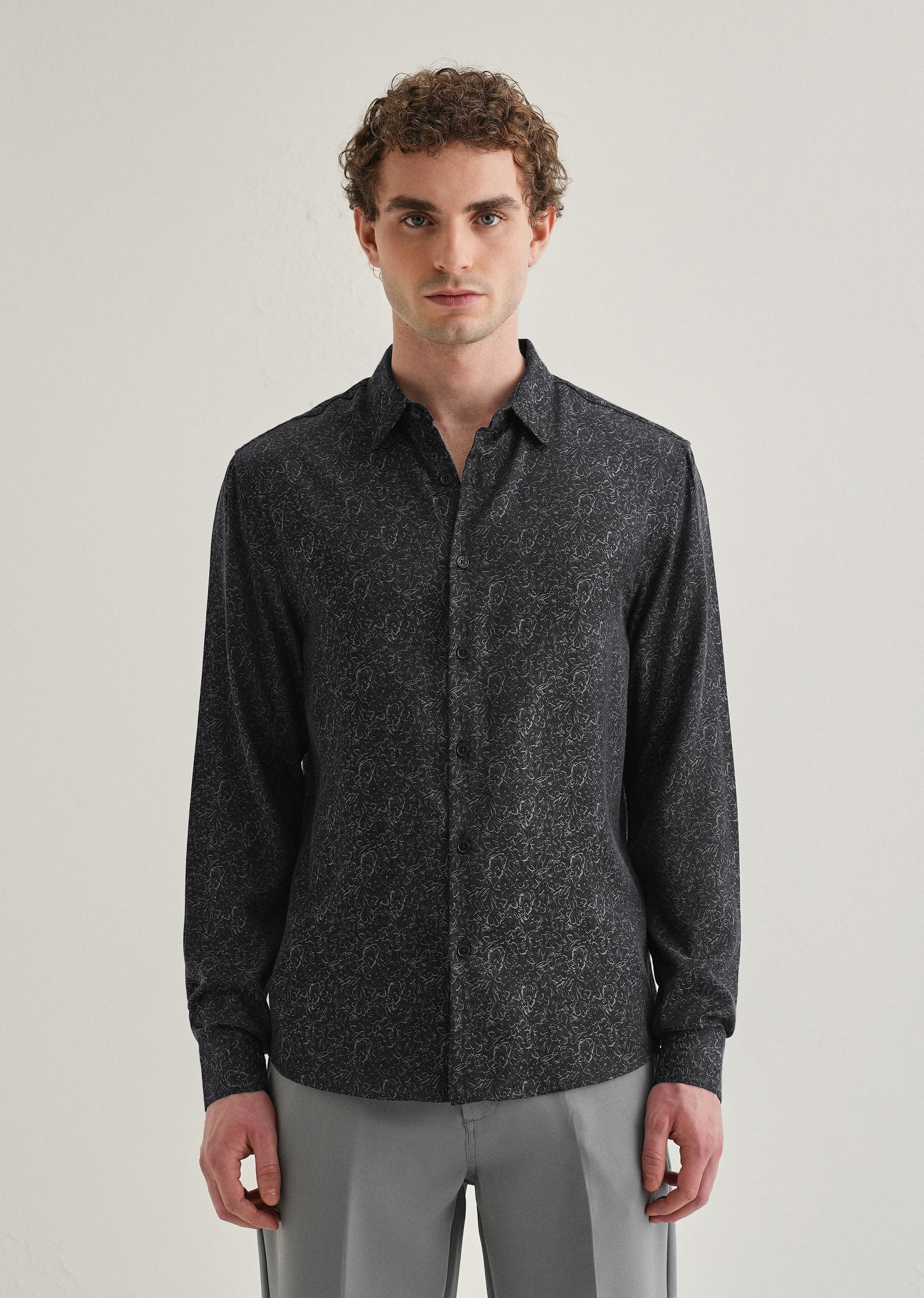 Grey Floral Jacquard Shirt - Image 4