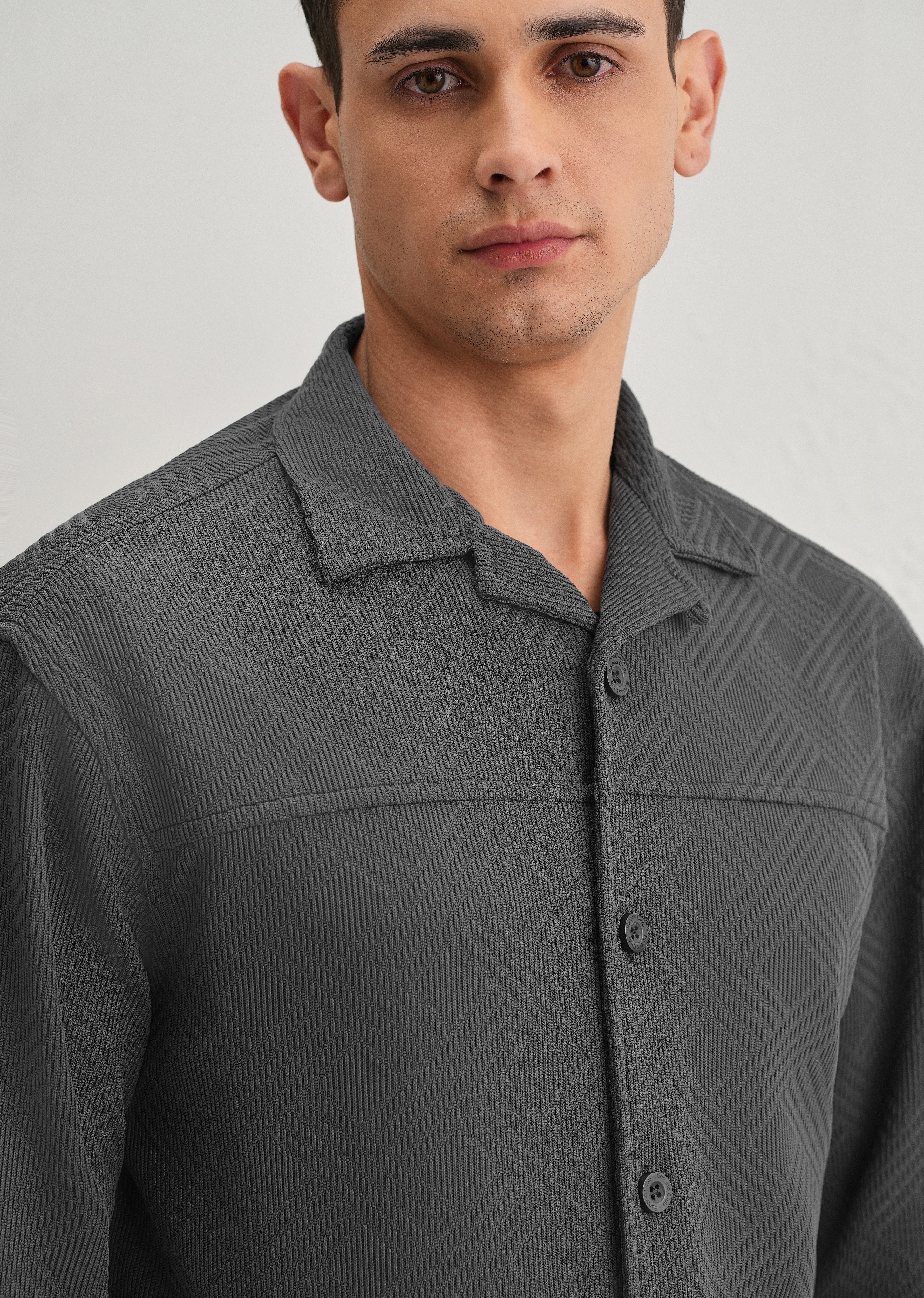 Grey Textured Knit Shacket - Image 3