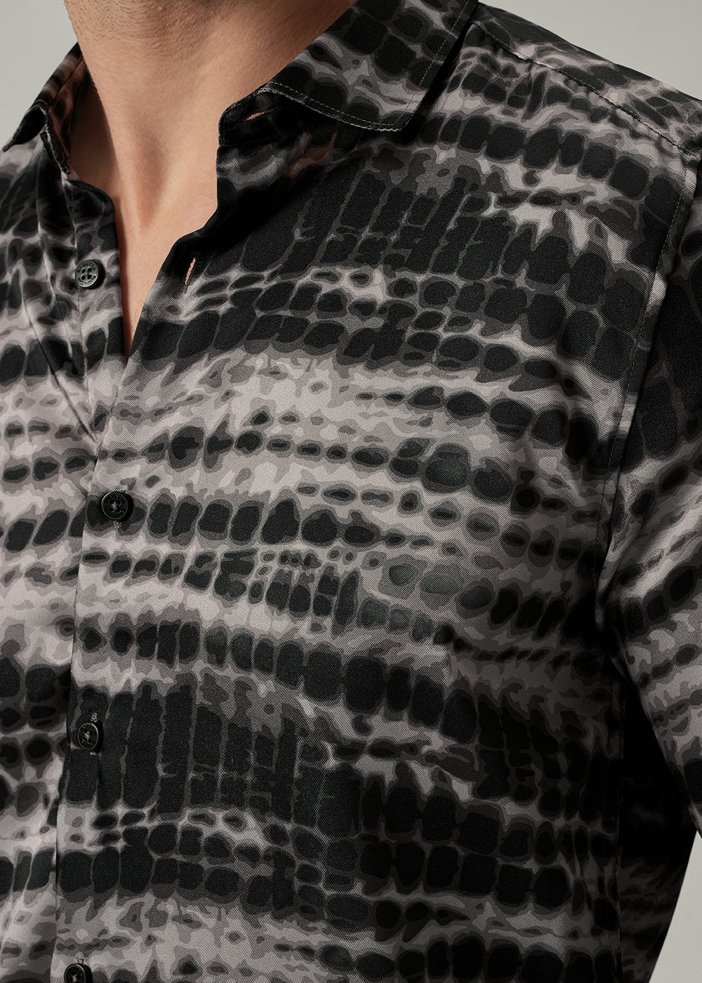 Grey Wash Print Shirt - Image 5