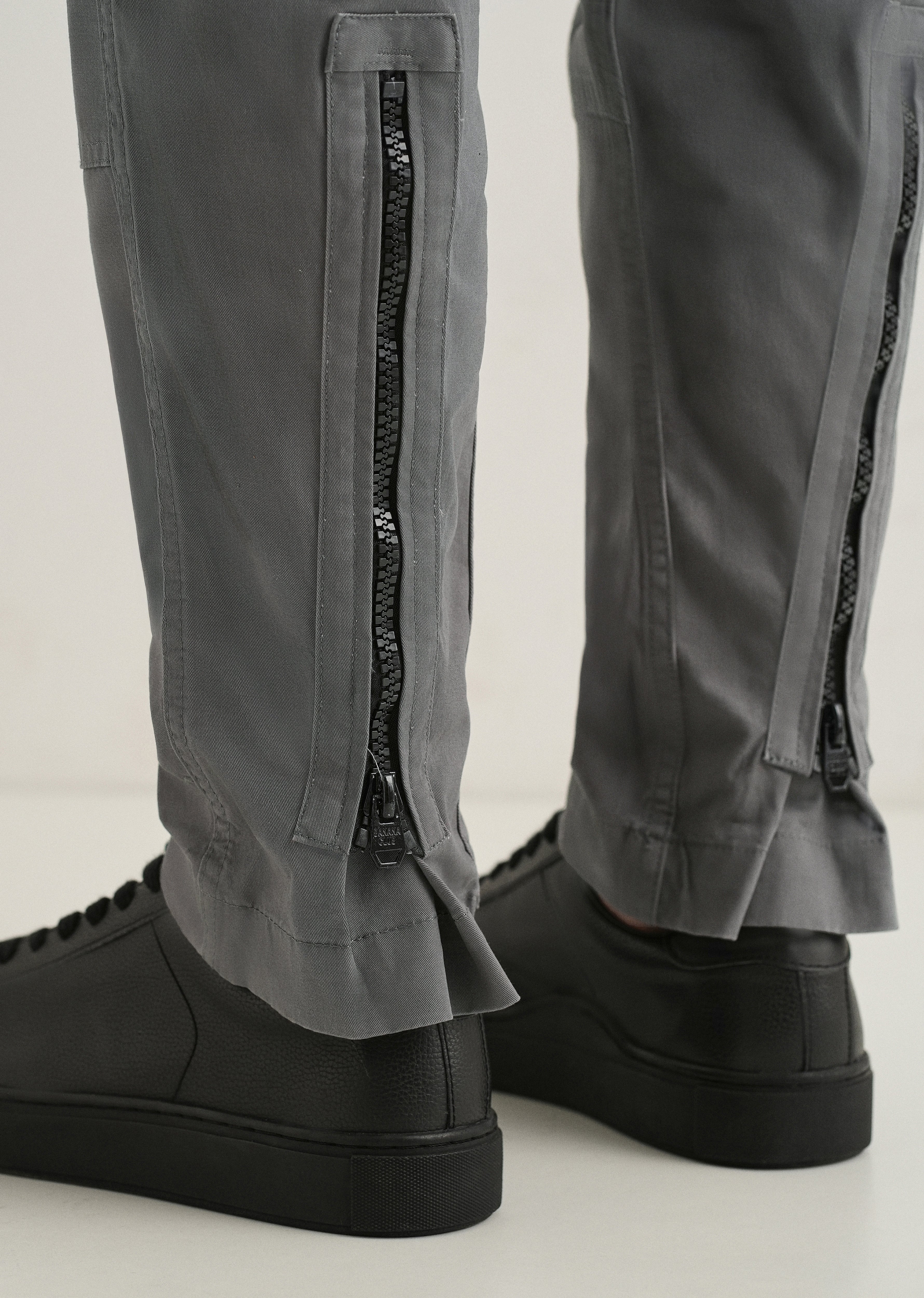 Gris Gray Zipper Cargo Pant - Image 6