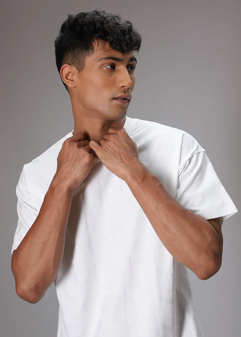 Herringbone Pattern Oversized White T-Shirt - Image 3