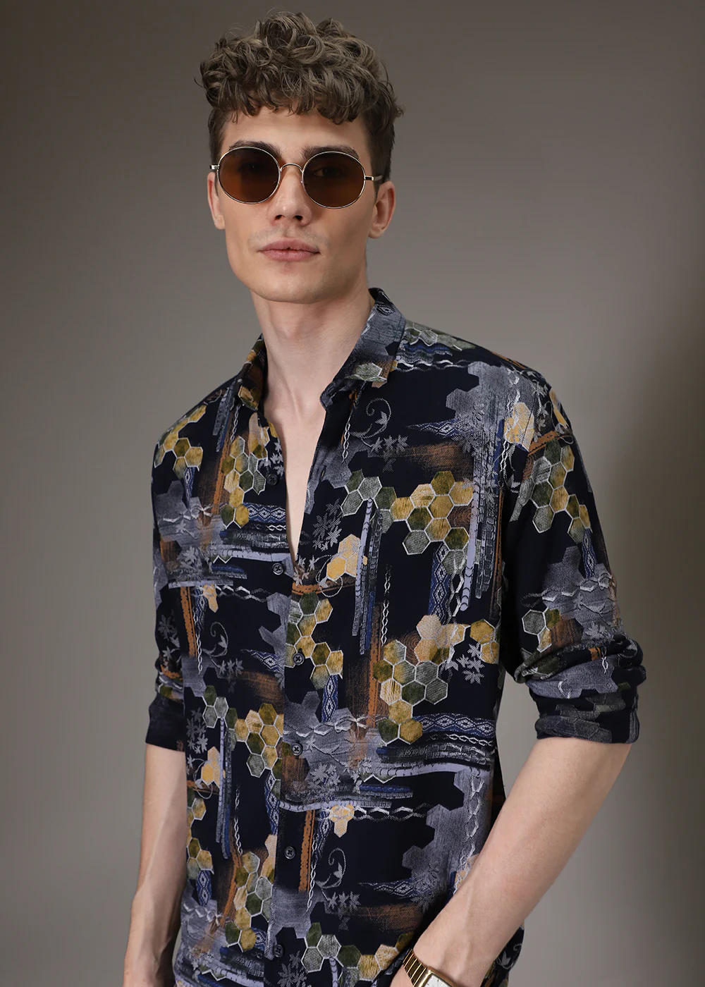 Hexa Print Feather Shirt - Image 5