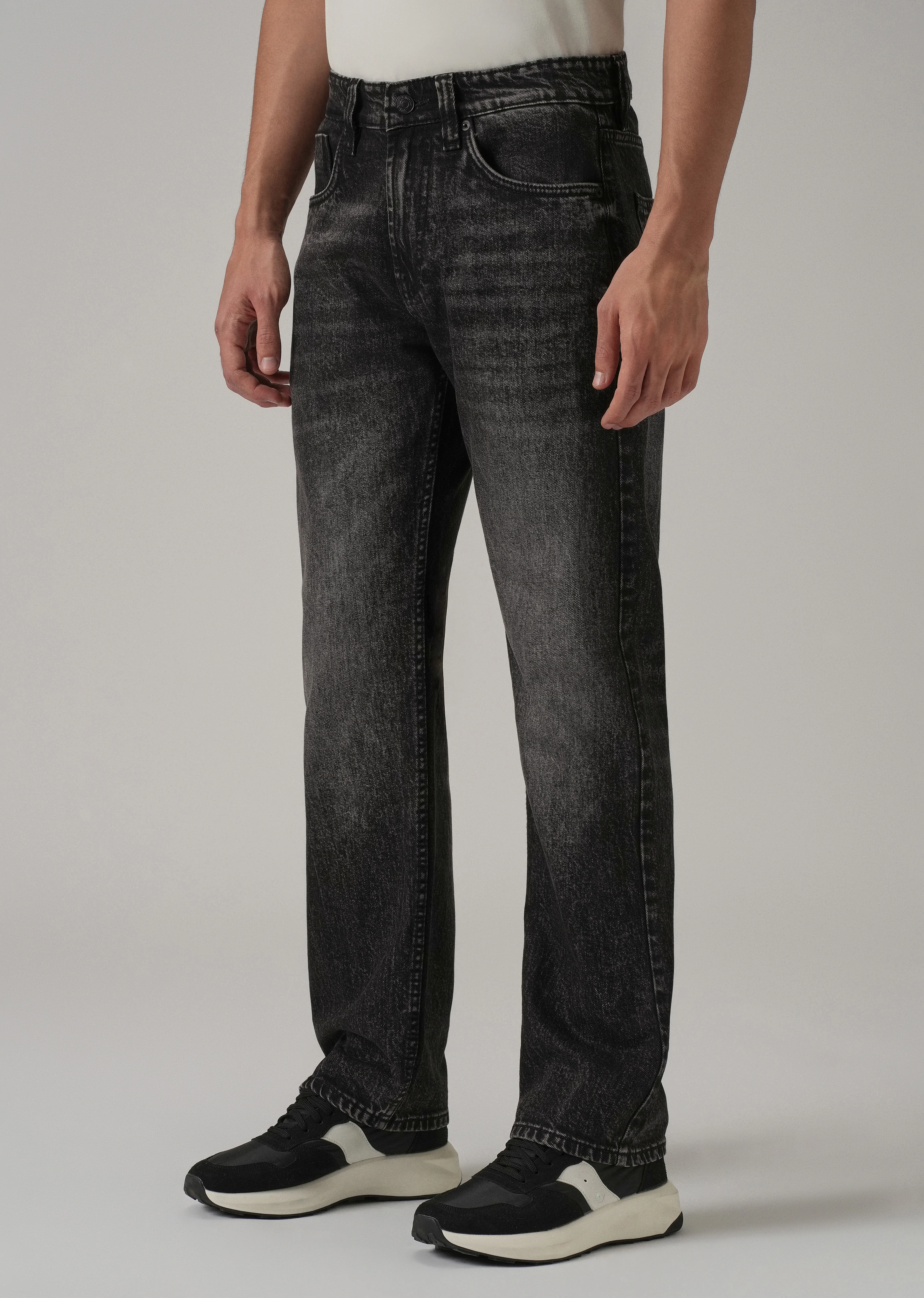 High Fade Black Straight Fit Jeans - Image 4