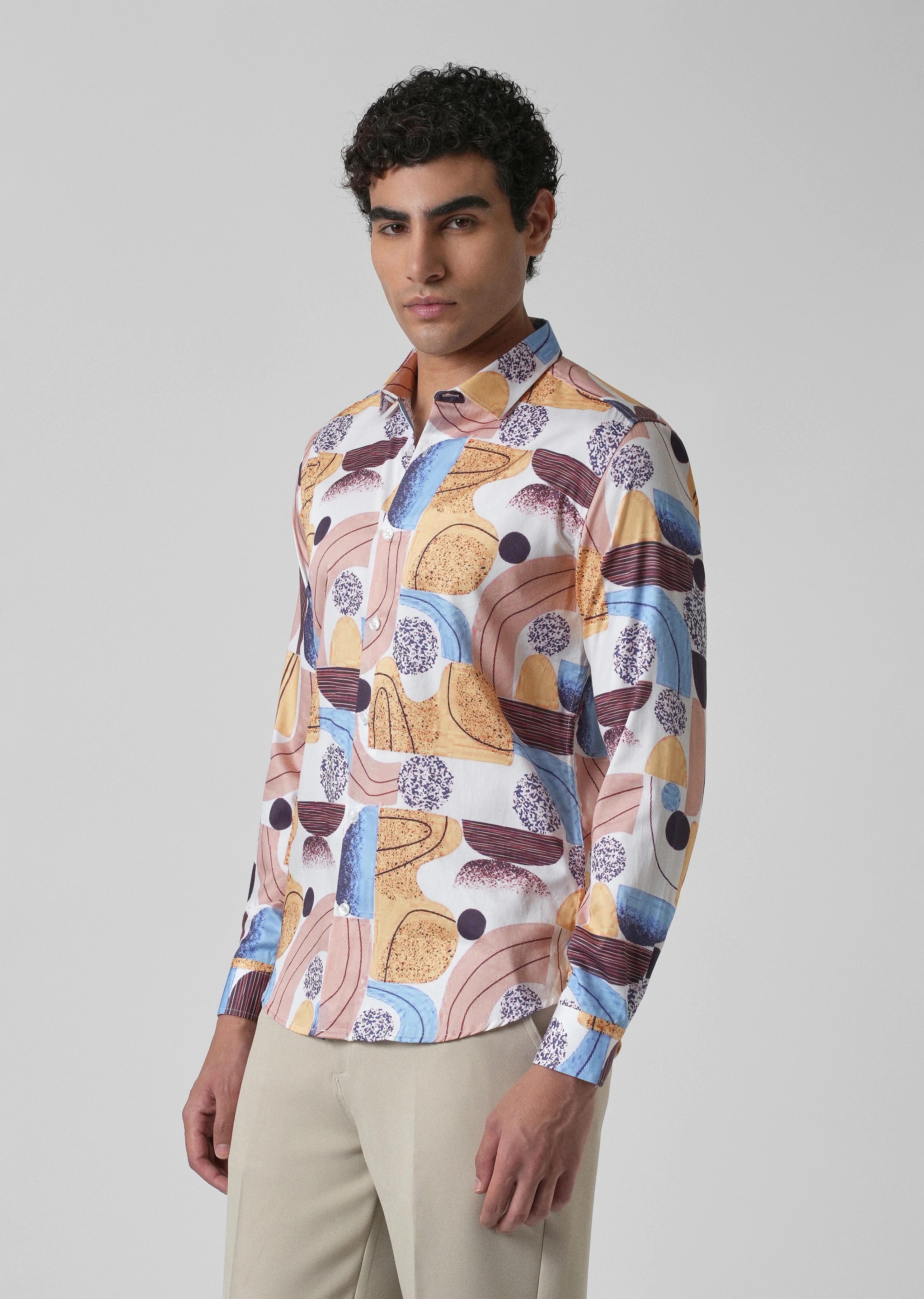 Illusive Abstract Print Shirt - Image 4