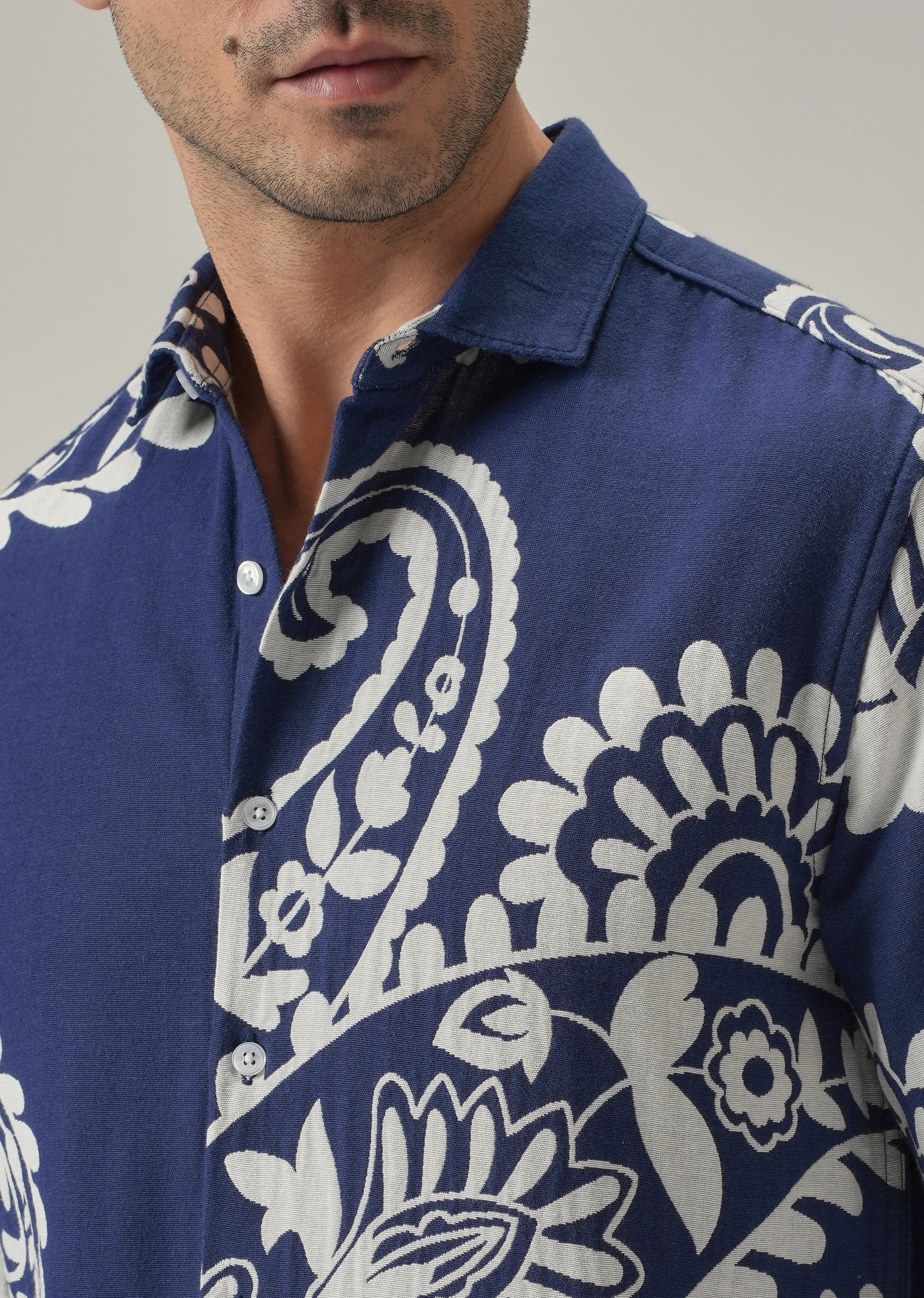 Indigo Paisley Pattern Shirt - Image 5