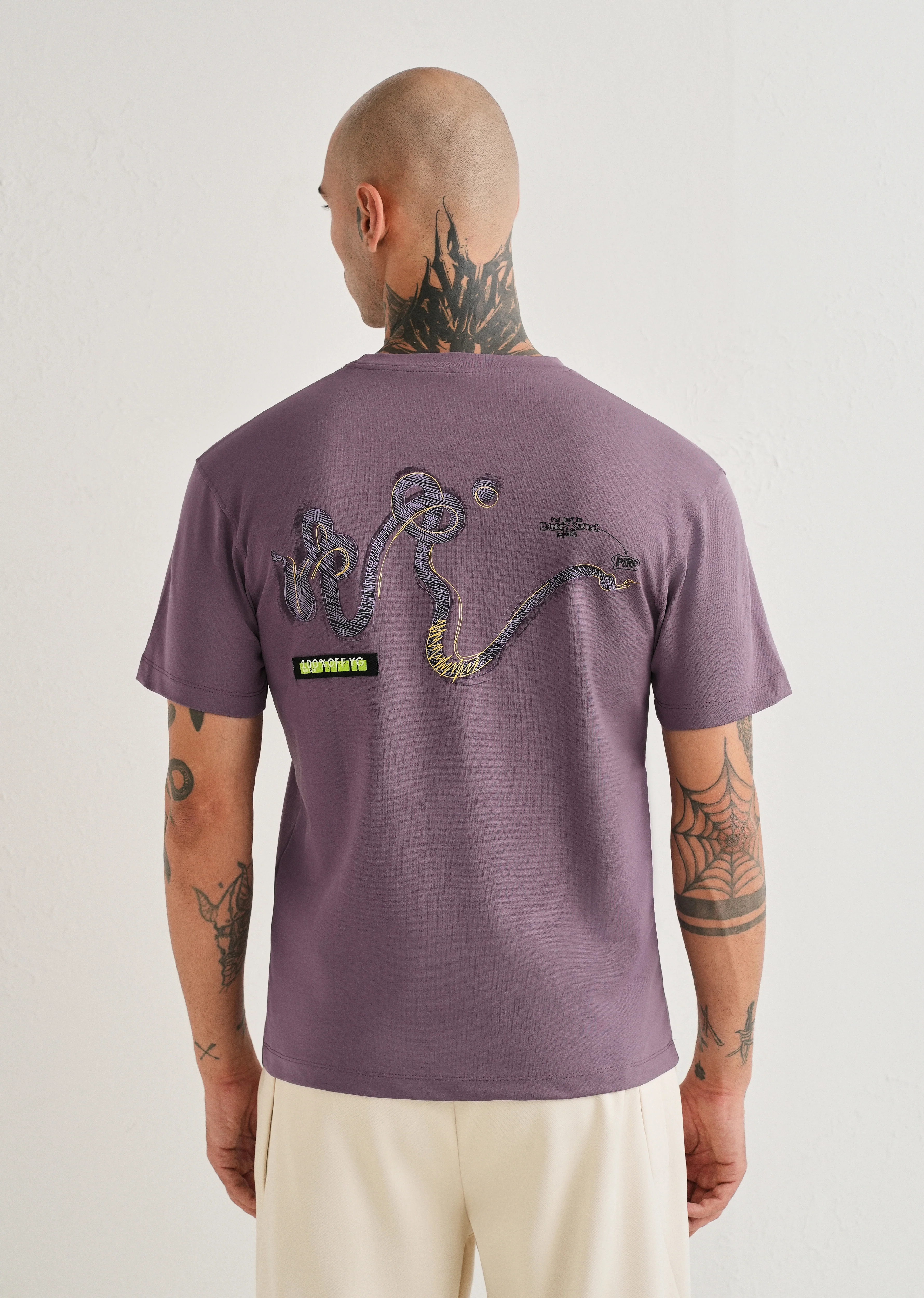 Lavender Graphic Printed T-shirt - Image 3