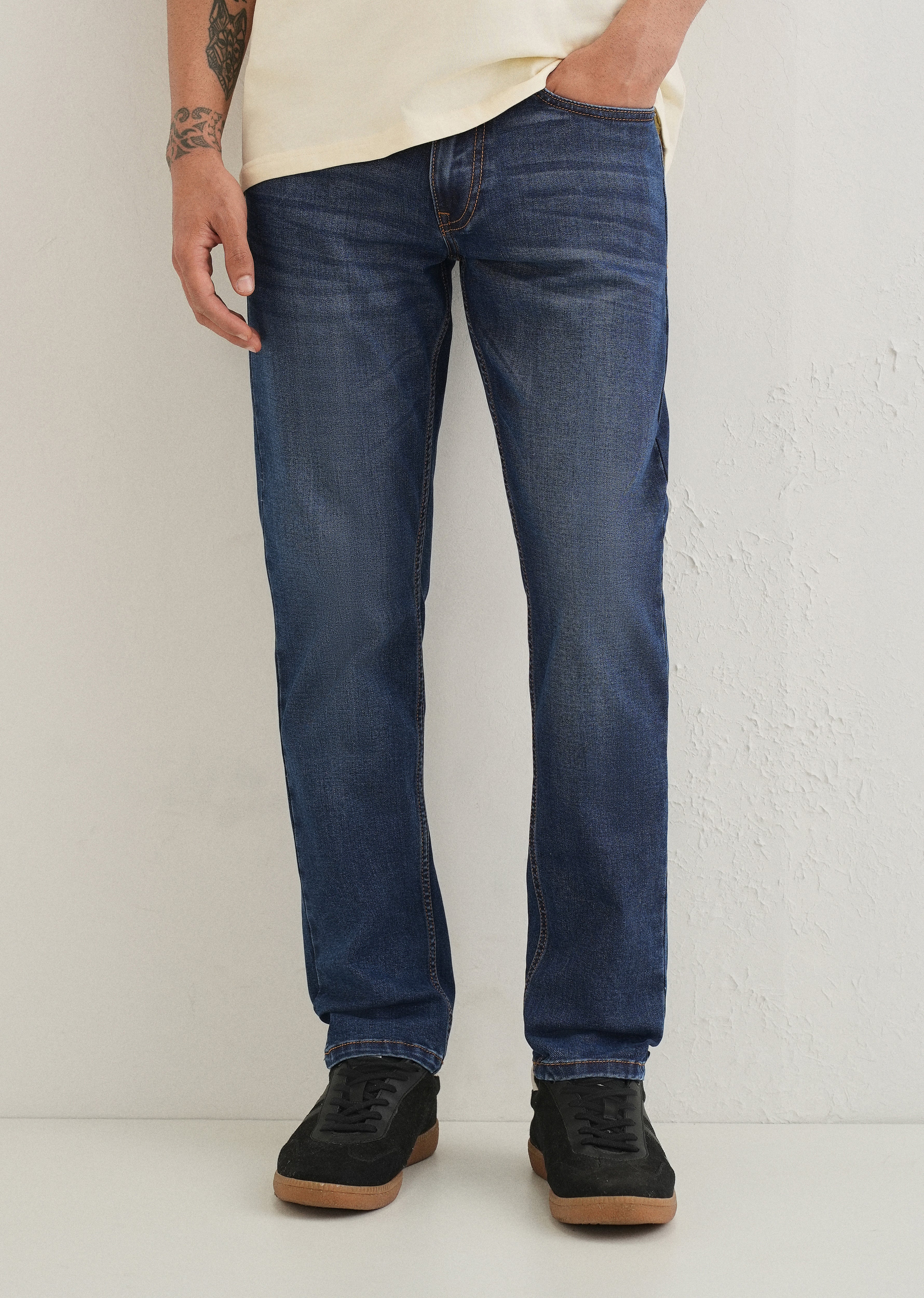 Light Blue Fade Ankle Fit Jeans - Image 7