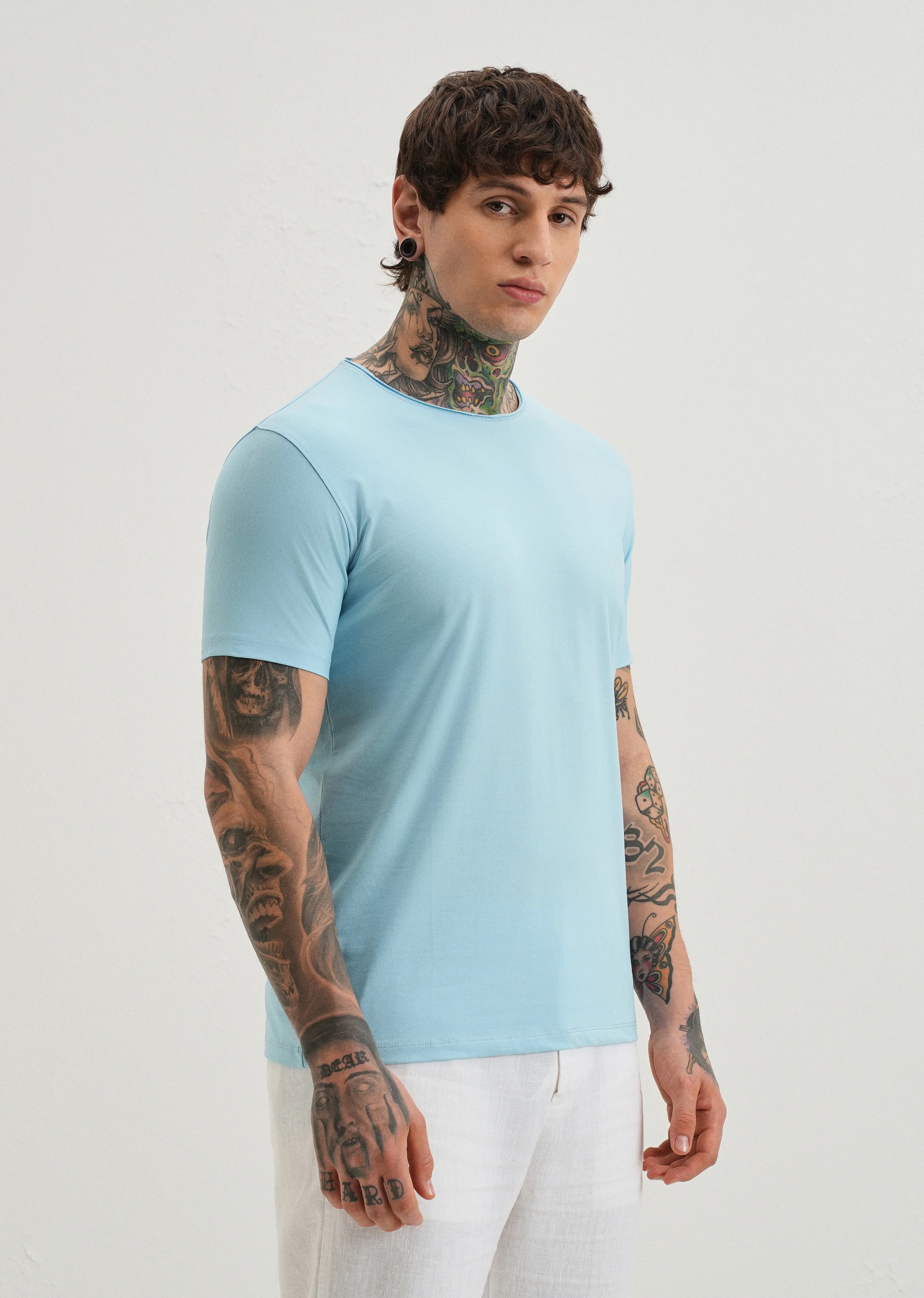 Light Blue Plain Round Neck T-shirt - Image 4
