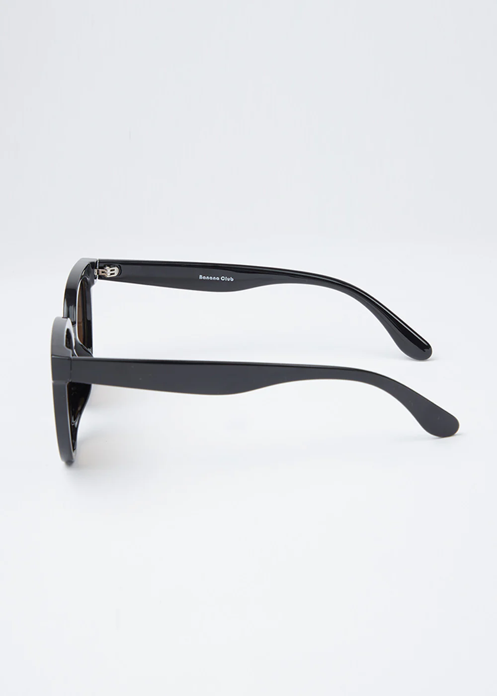 Light Brown Unisex Oval Sunglasses - Image 4