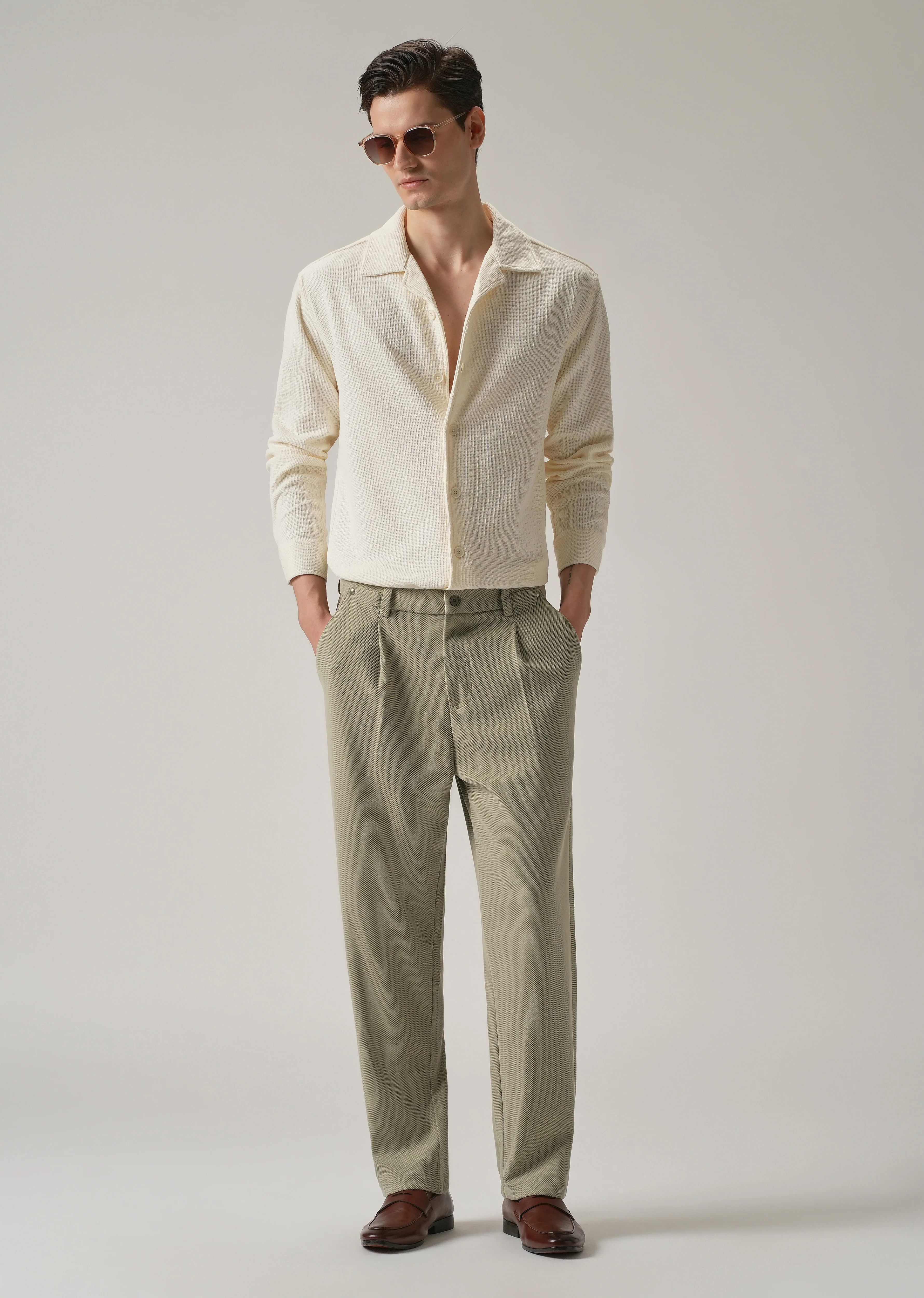 Light Green Textured Pleated Relaxed Fit Pant - Image 6