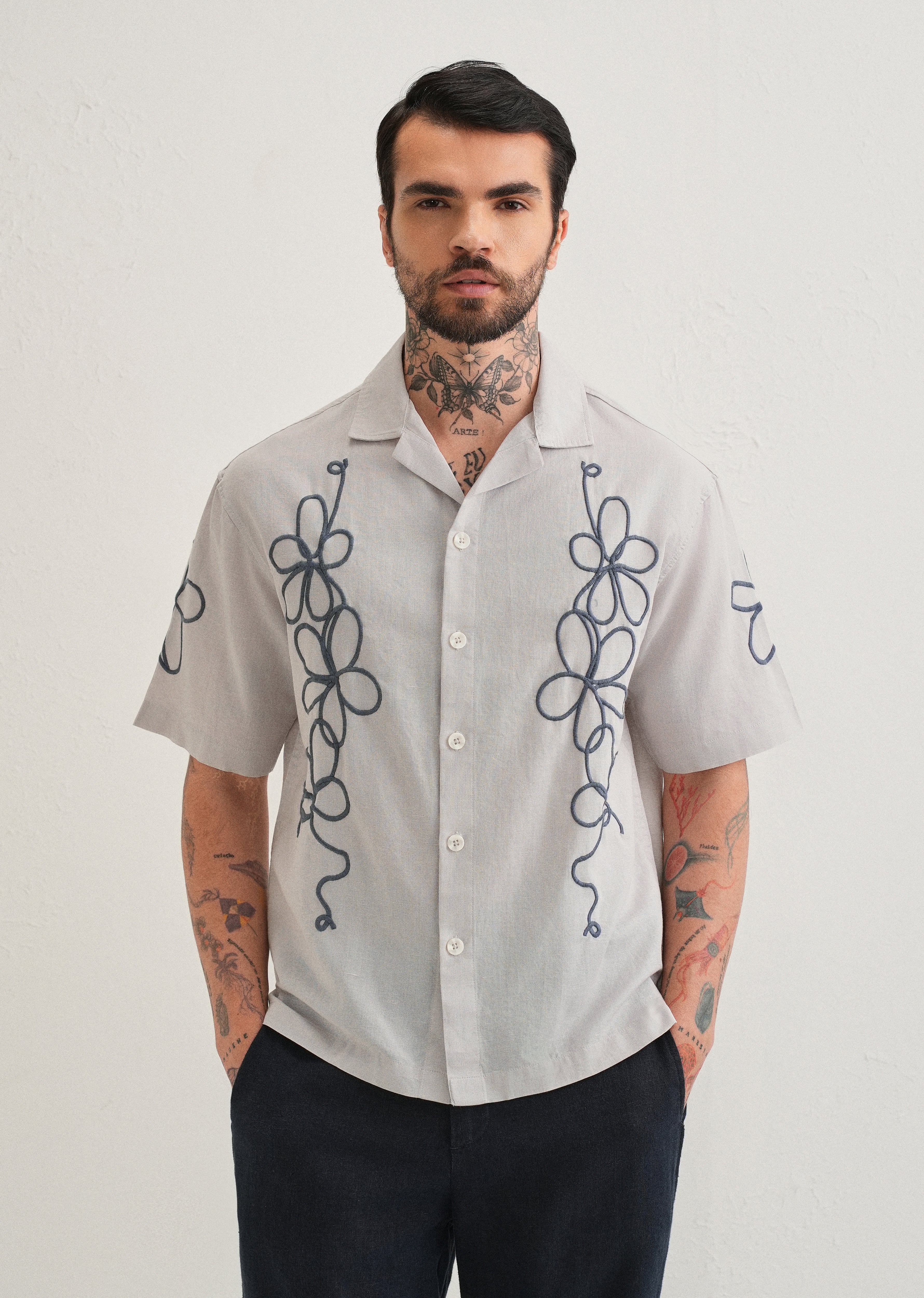 Light Grey Floral Embroidery Cuban Collar Shirt - Image 4