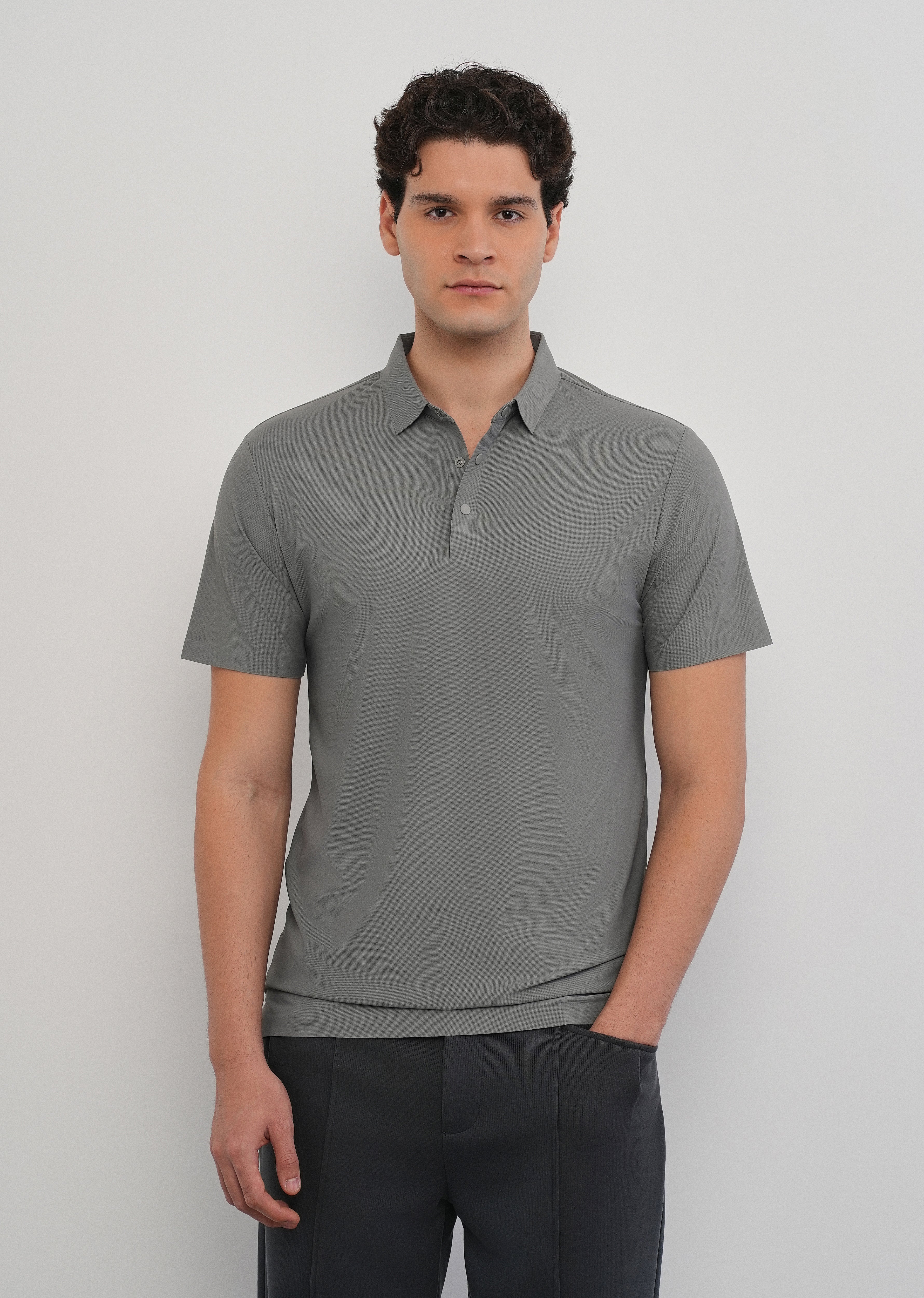 Light Grey Stitchless Polo Collar T-Shirt - Image 3
