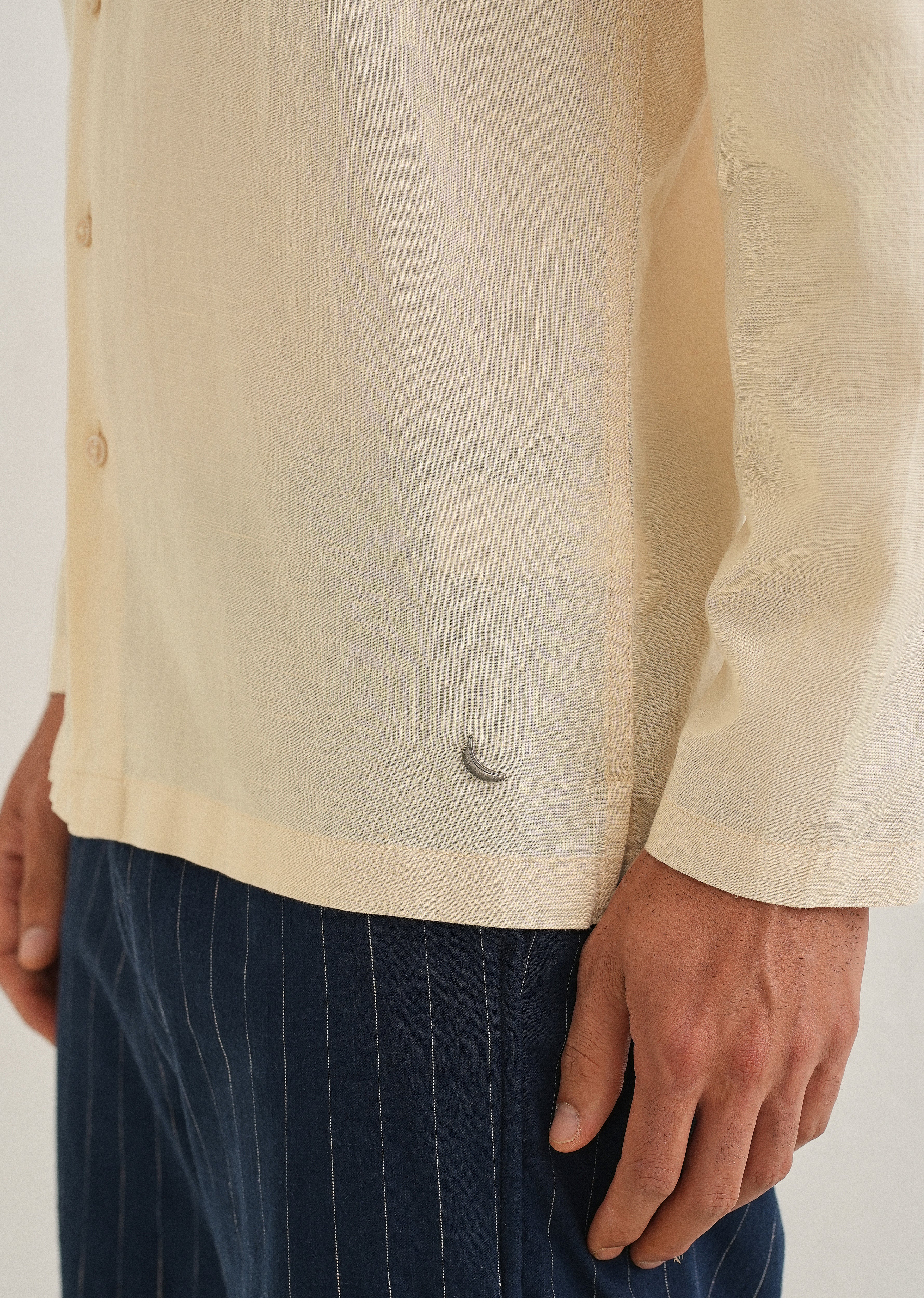 Light Ivory Hidden Sleeve Placket Cotton Linen Shirt - Image 7