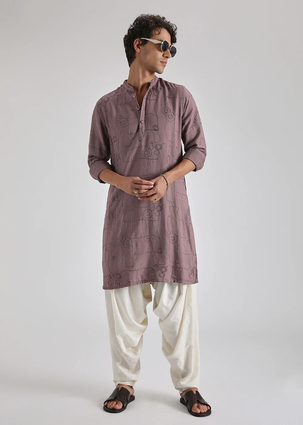 Mauve Pink Self Thread Embroidered Kurta - Image 3