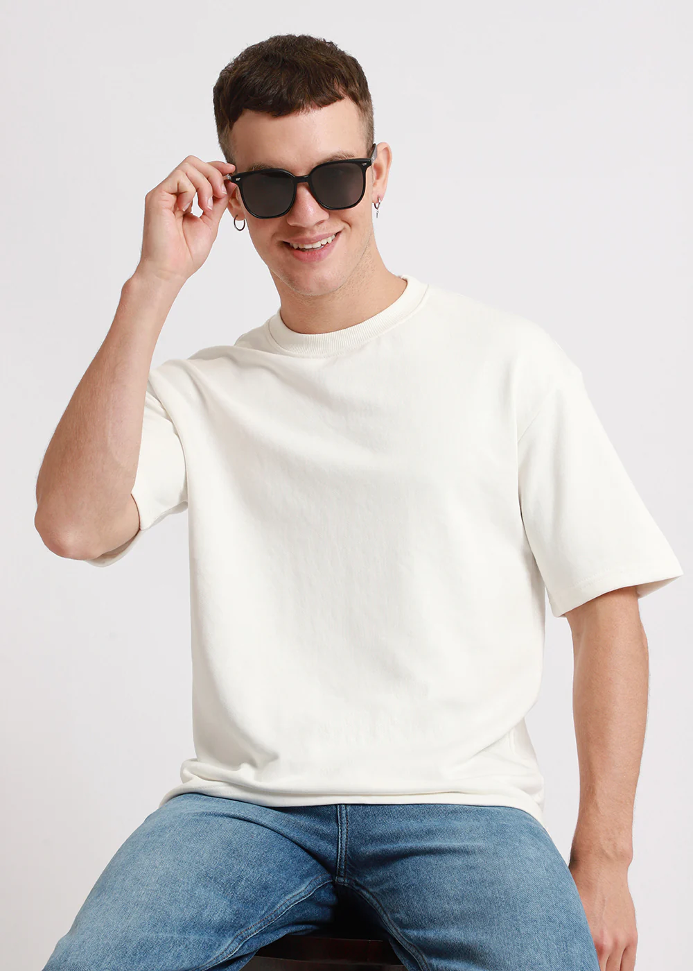 Merino White Plain Oversized Basic T-shirt - Image 7