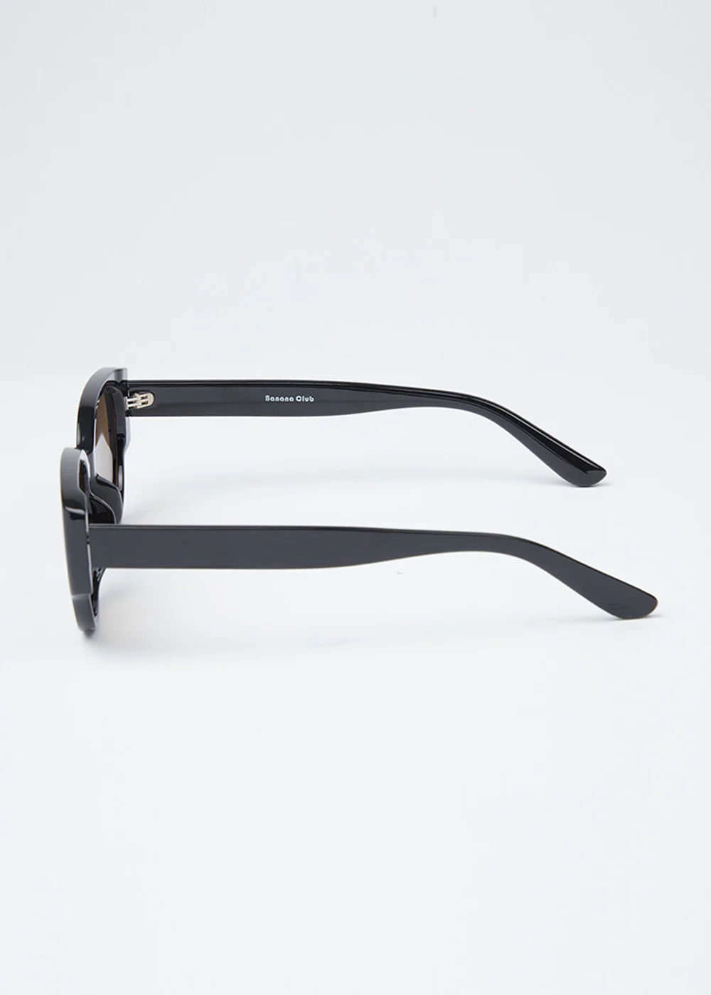 MochaMist Unisex Oval Sunglasses - Image 4