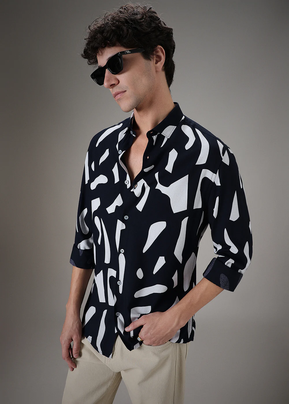 Monochrome Abstract Printed Shirt - Image 5