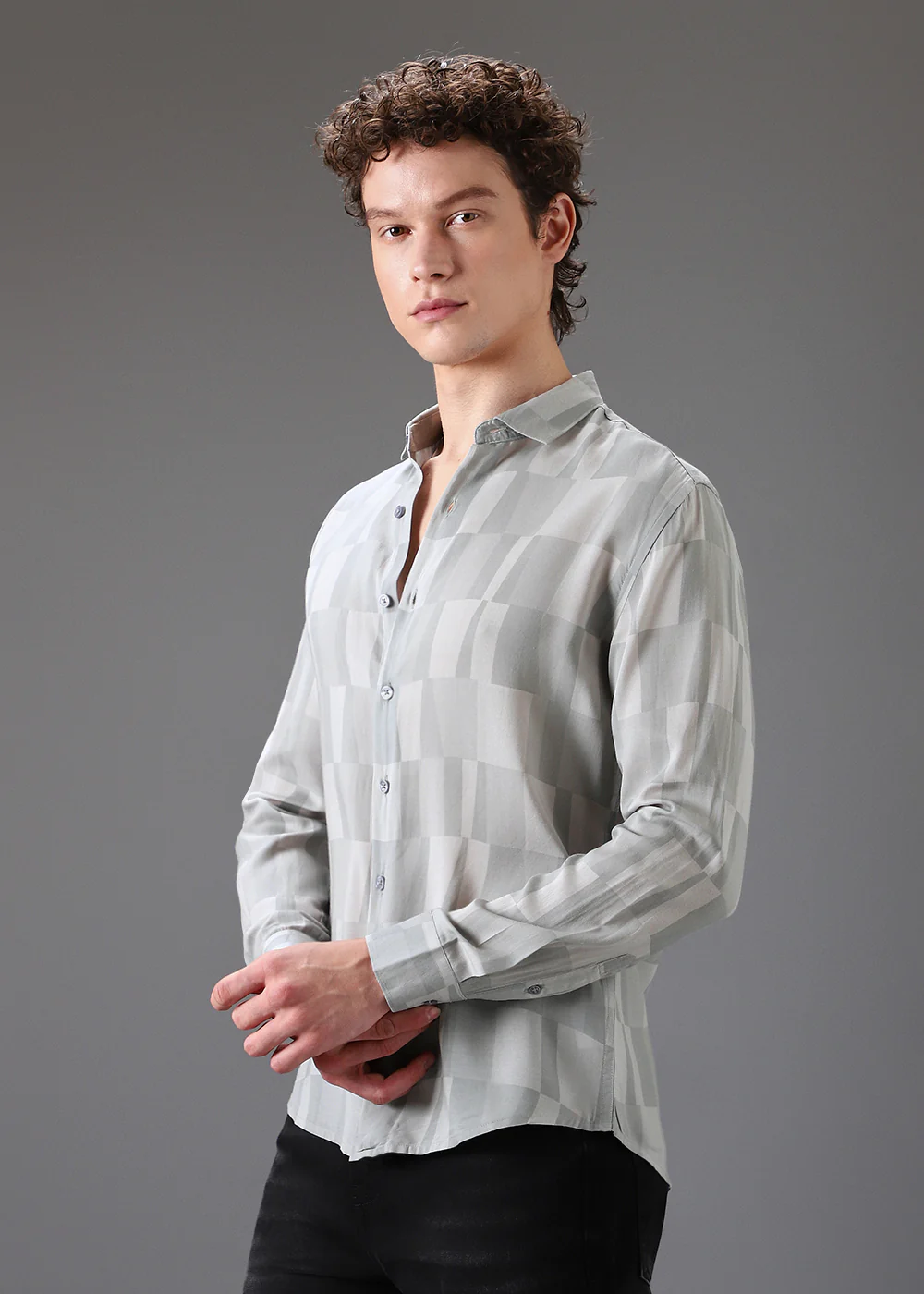 Monochrome Grey Printed Shirt - Image 5