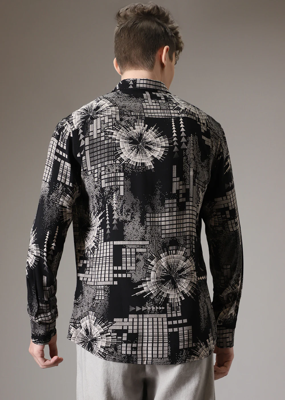 Monochrome Prism Feather Shirt - Image 4