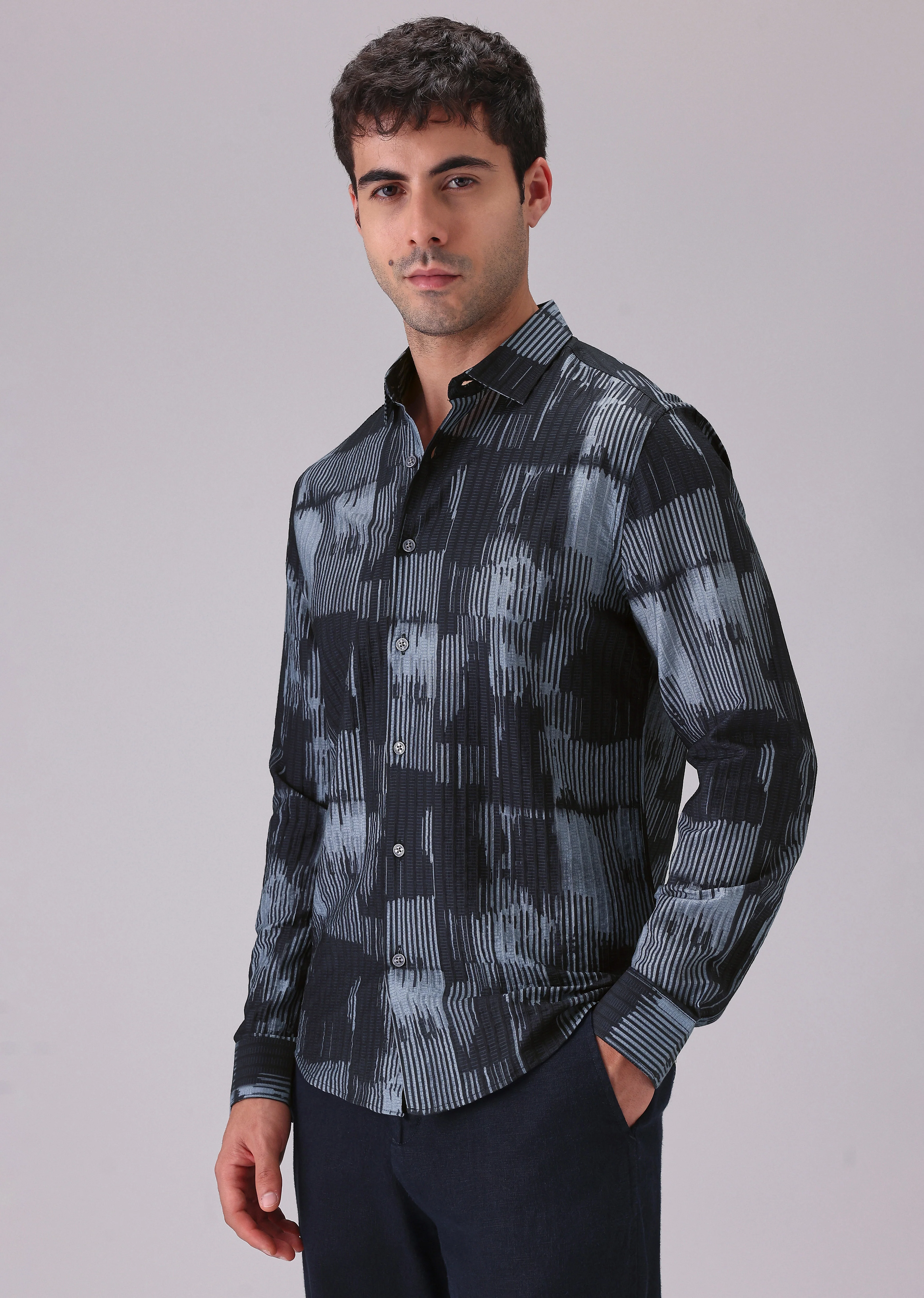 Monoline Blue printed shirt - Image 4