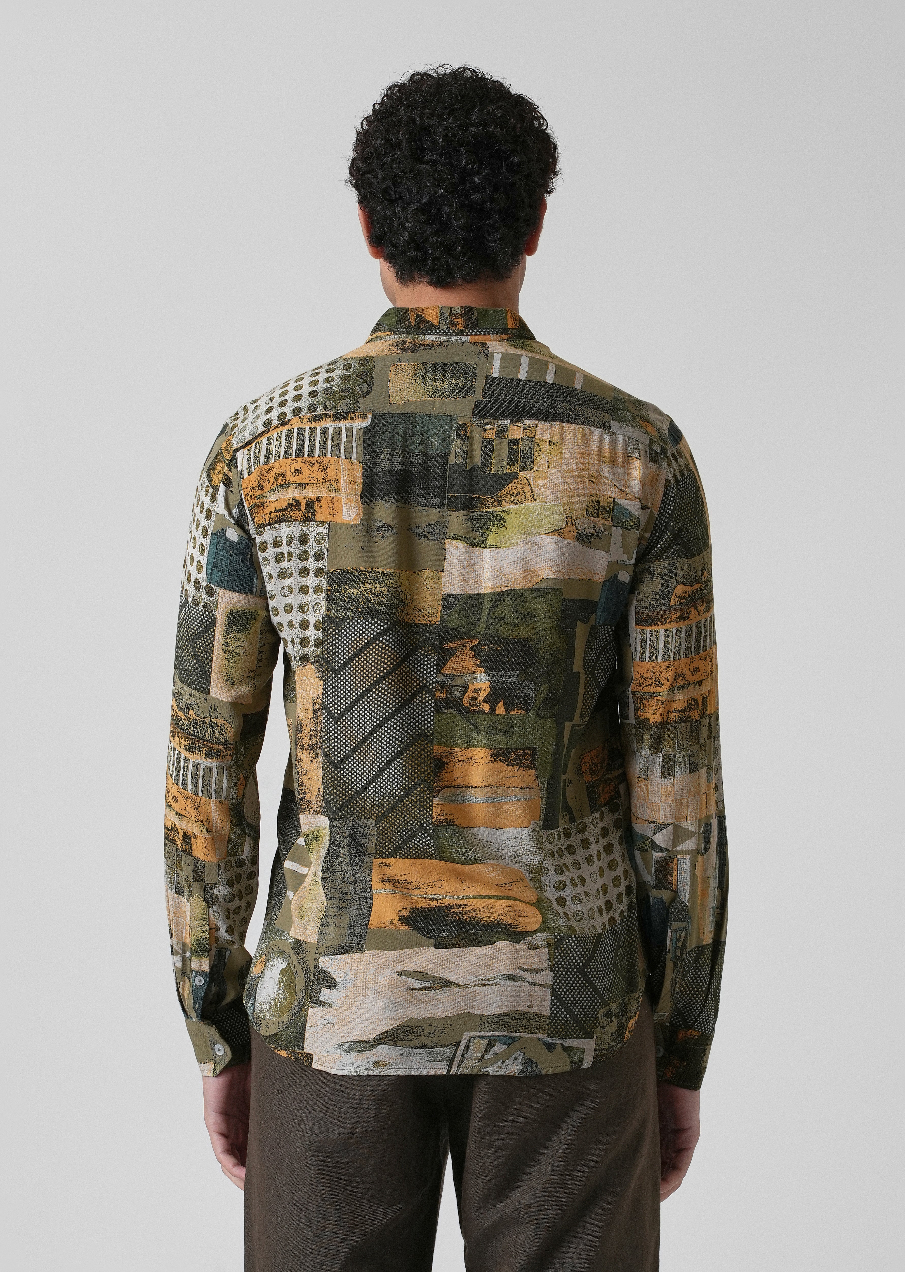 Mosaic Olive Feather shirt - Image 2