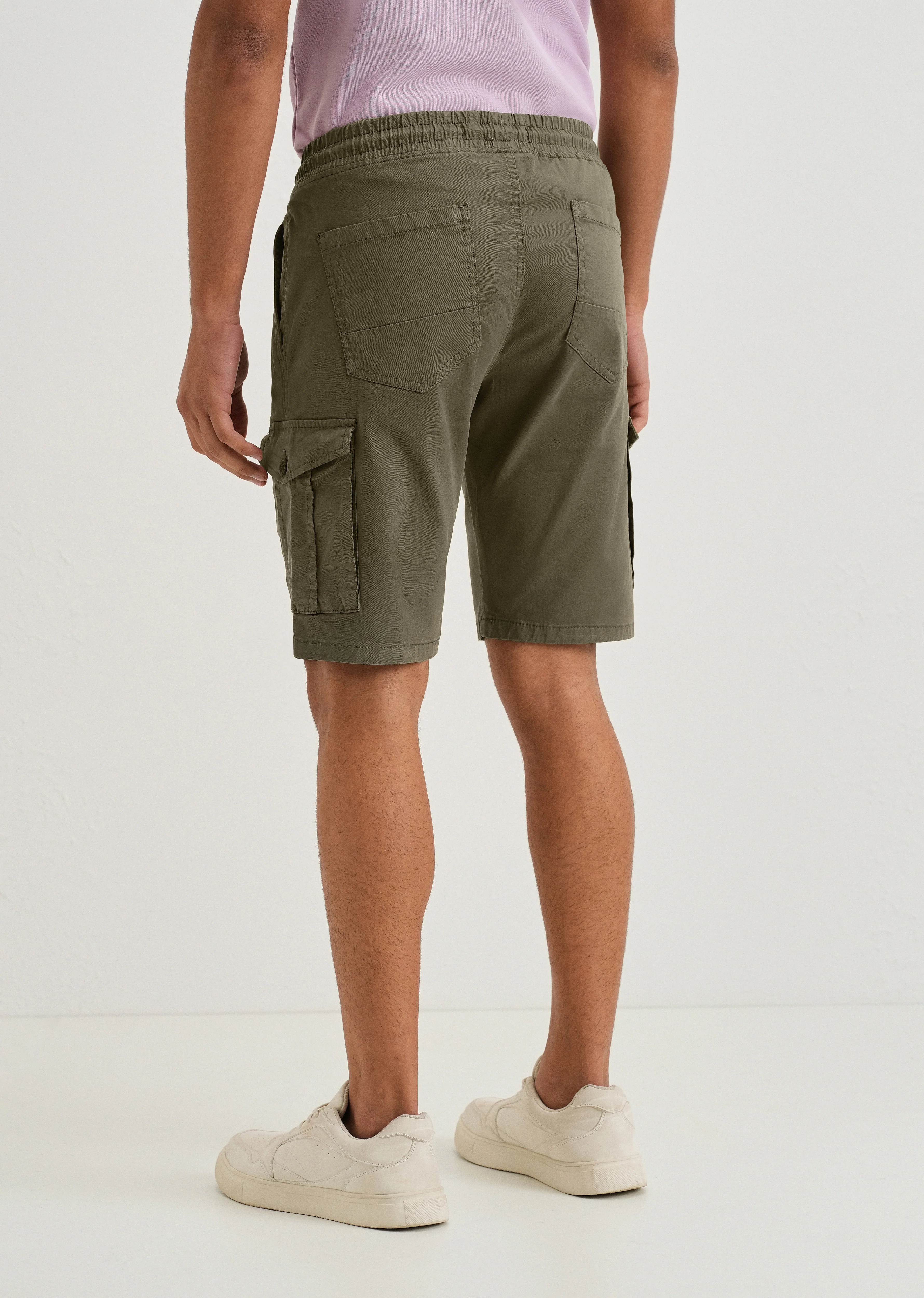 Moss Green Cotton Cargo Shorts - Image 5