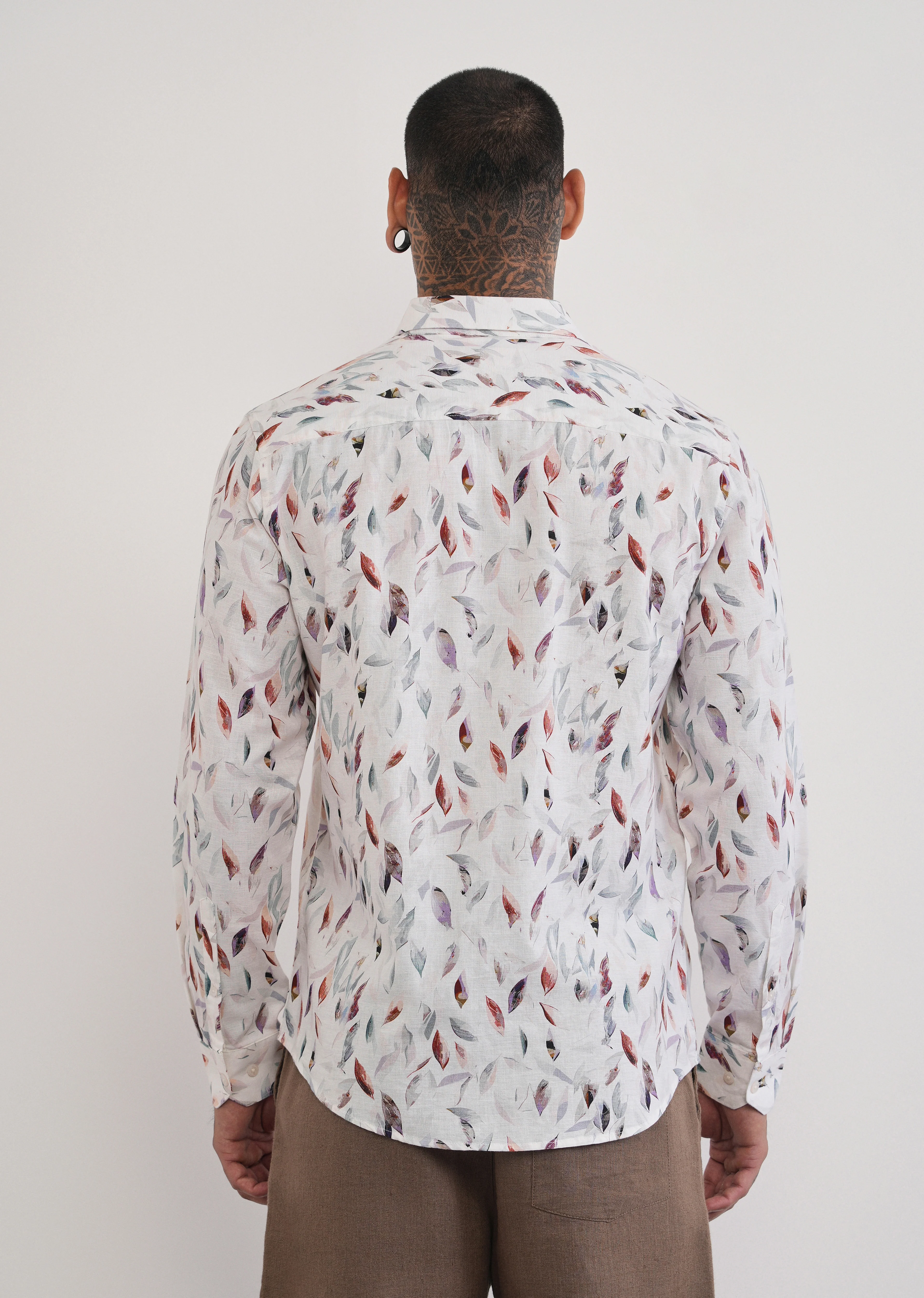 Off-White Leaf Print Cotton Linen Shirt - Image 2