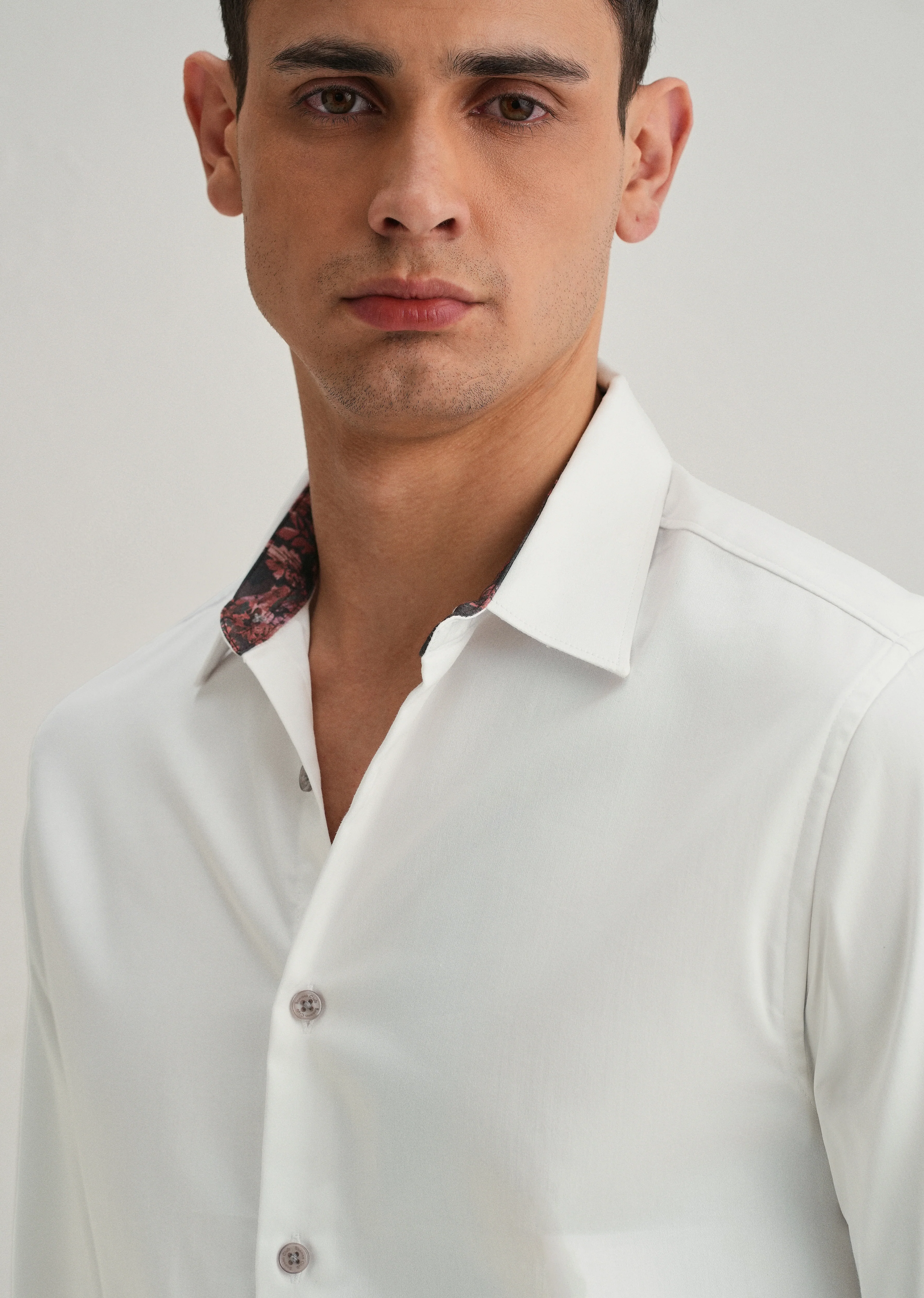 Off White Printed Cuff Shirt - Image 6
