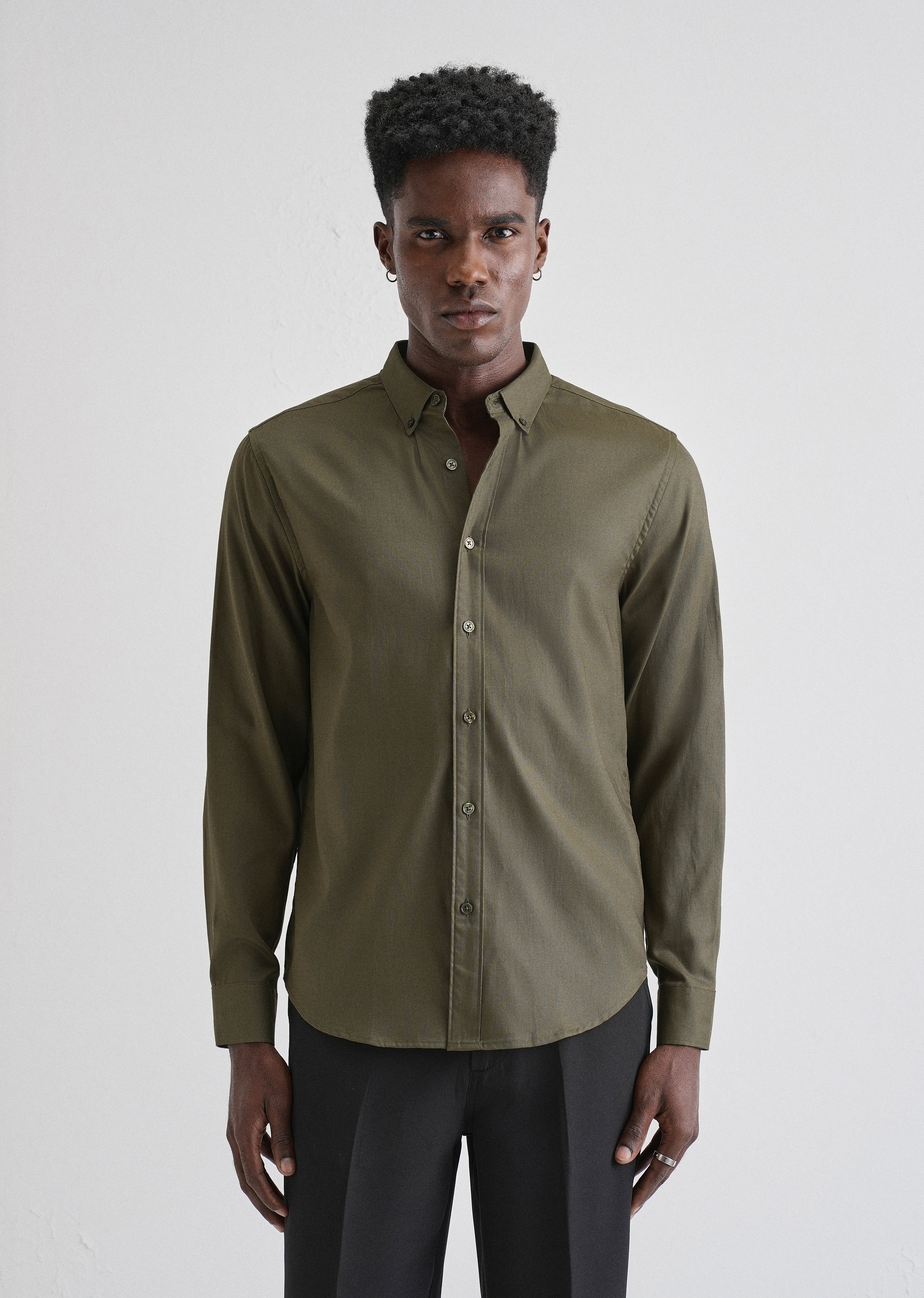 Olive Green Plain Blended Cotton Regular Fit Shirt - Image 3