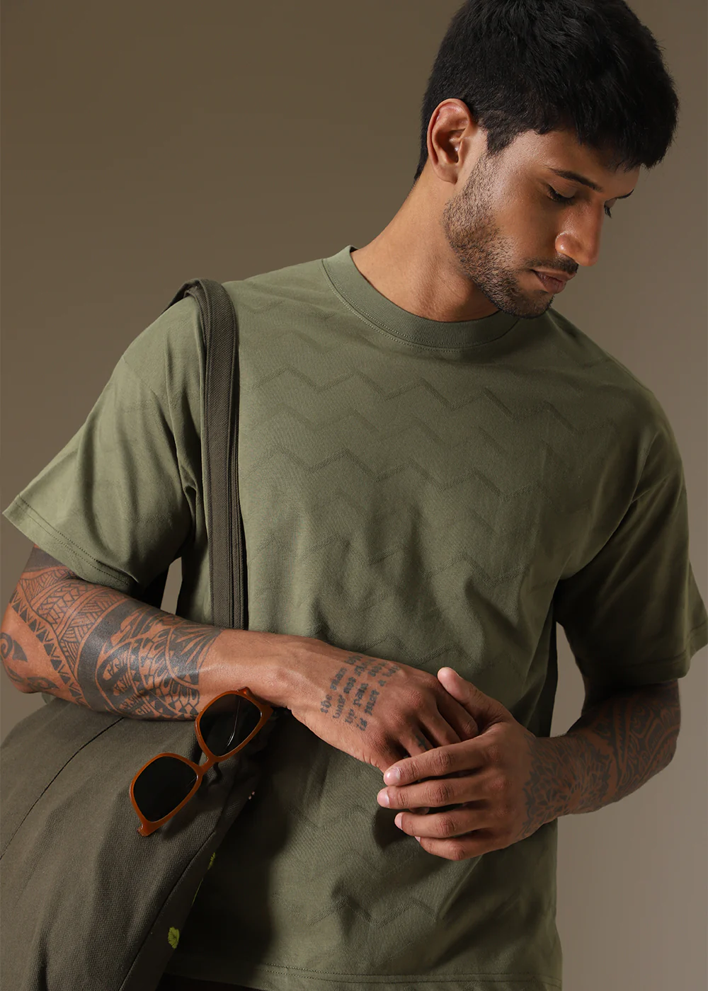 Olive Plain Drop Shoulder Oversized T-shirt - Image 9